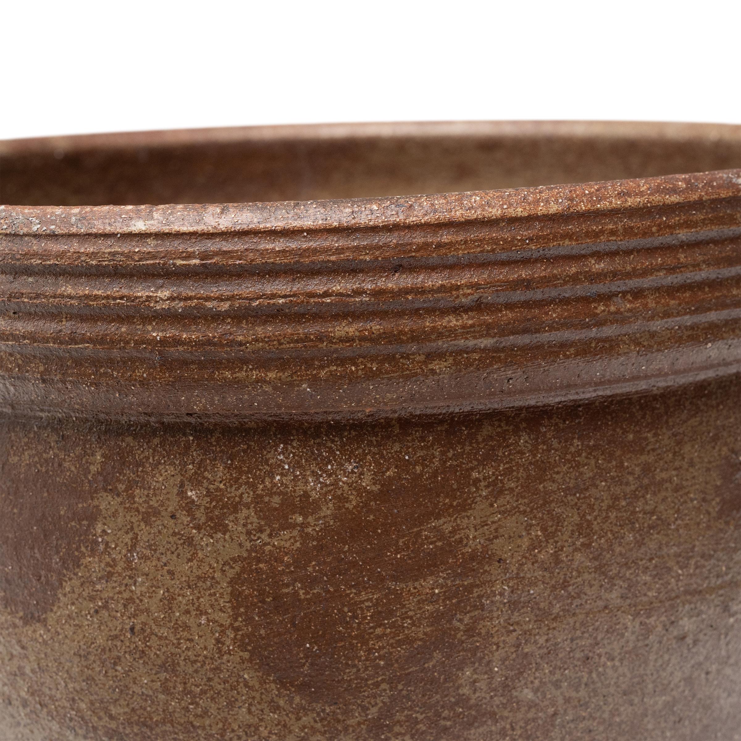 Chinois Pot chinois en terre cuite à glaçure légère en vente