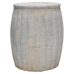 Hocker aus chinesischem Kalkstein in Melonenform