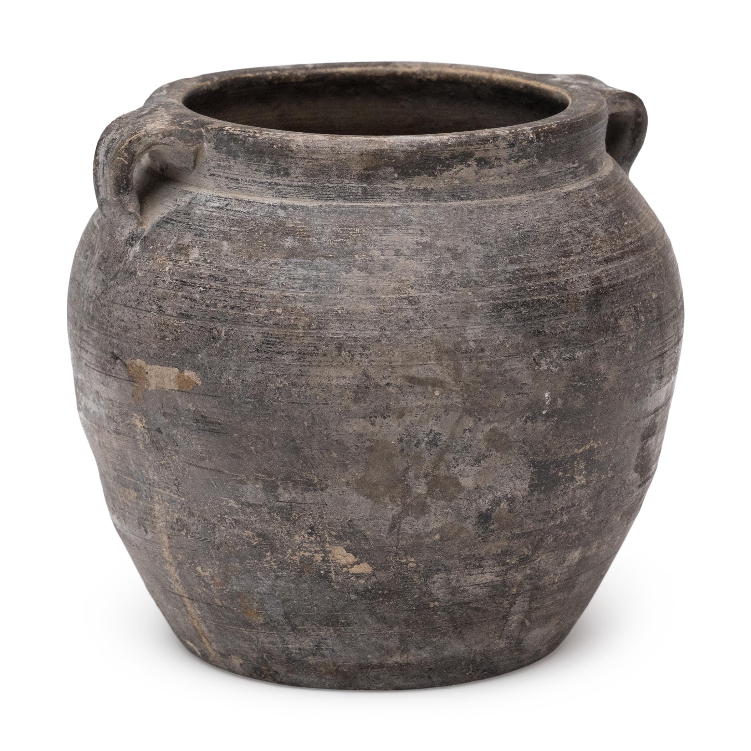 Minimalismo Vaso da dispensa cinese a lobi, 1900 circa in vendita