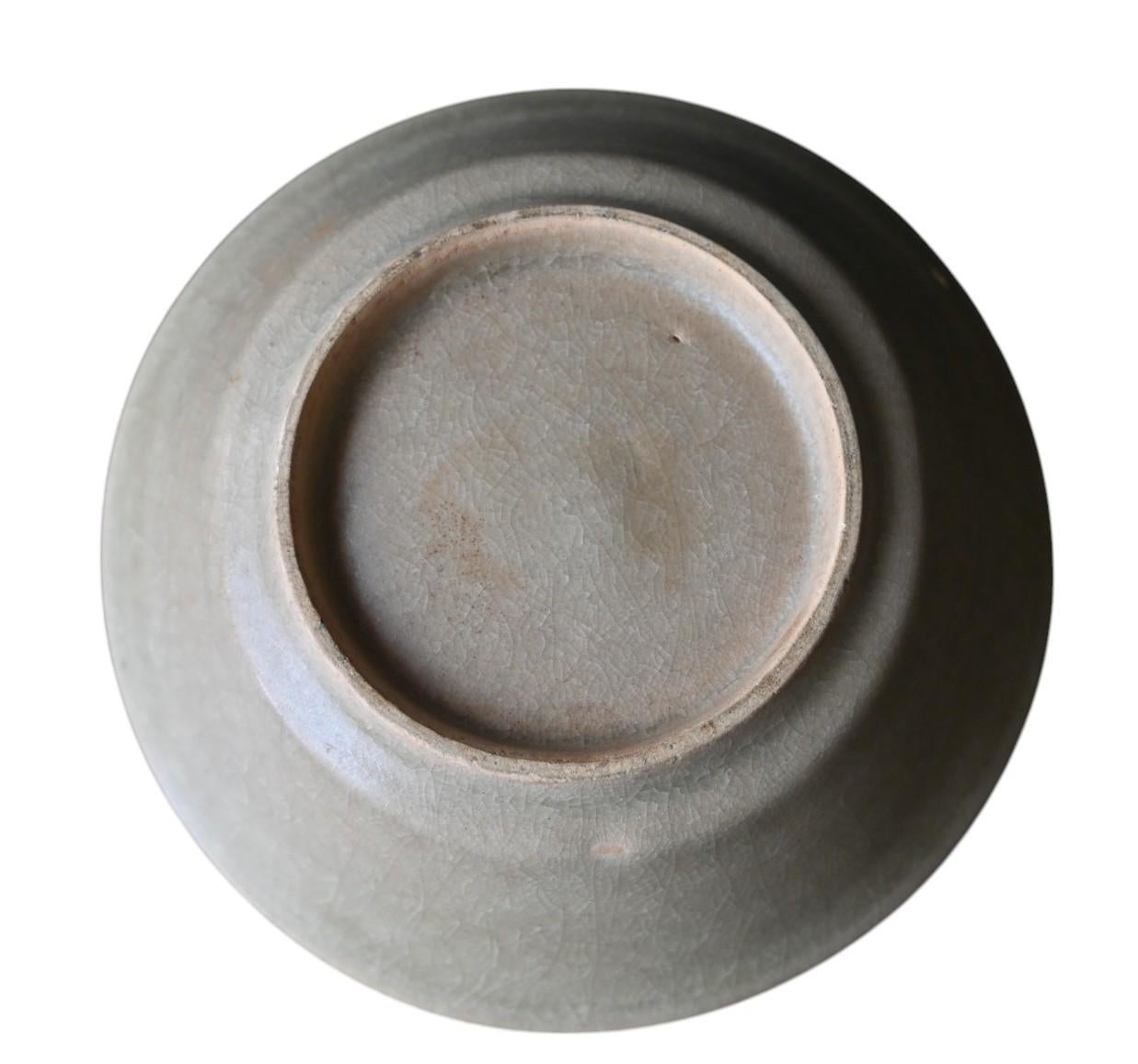 Fino al XVIII secolo Chinese Longquan Celadon Brush Washer, Song Dynasty (1127-1279) in vendita