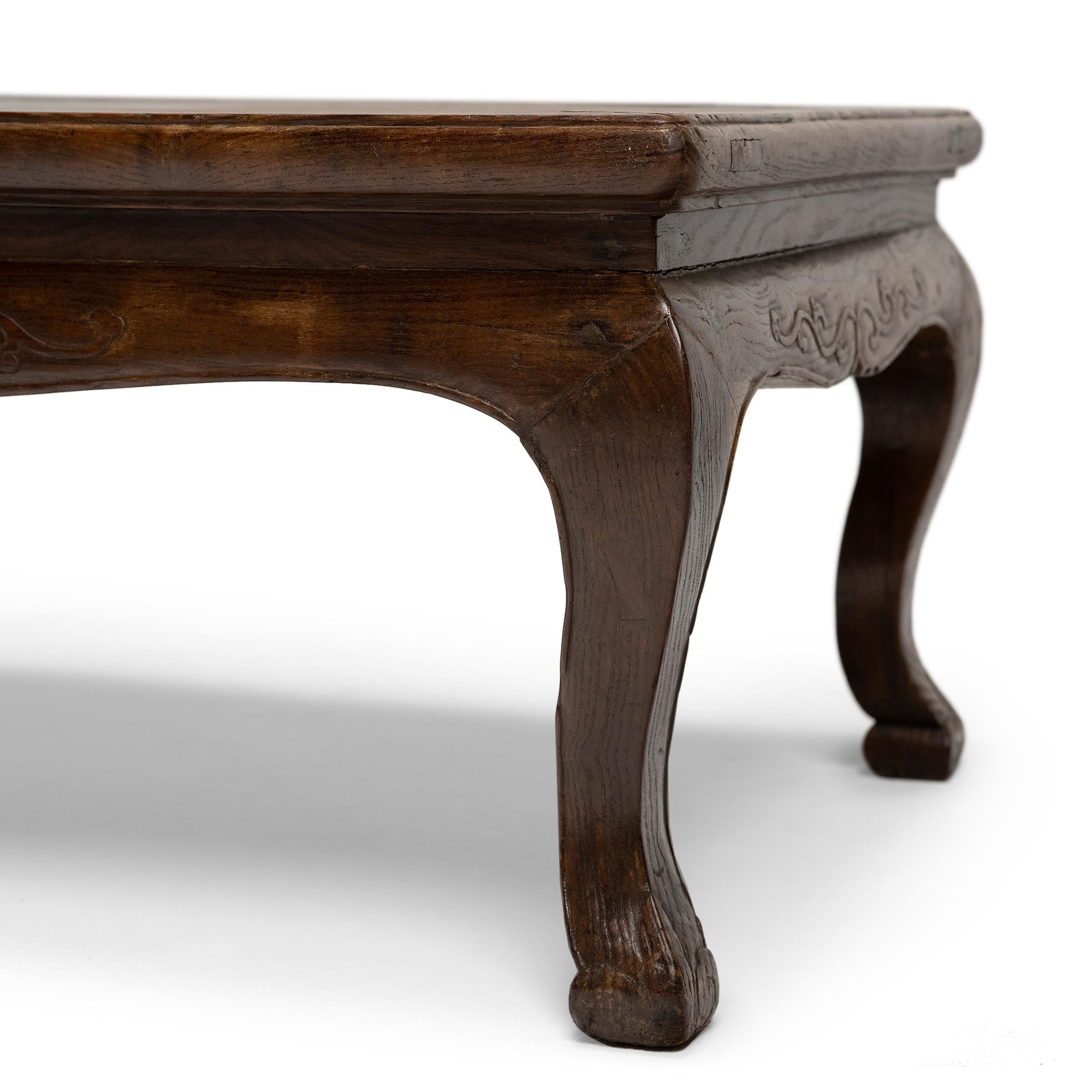 19th Century Chinese Low Burl Top Kang Table, c. 1850 For Sale
