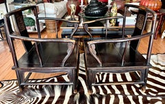 Pareja de sillas chinas de opio con respaldo tallado, S. XIX