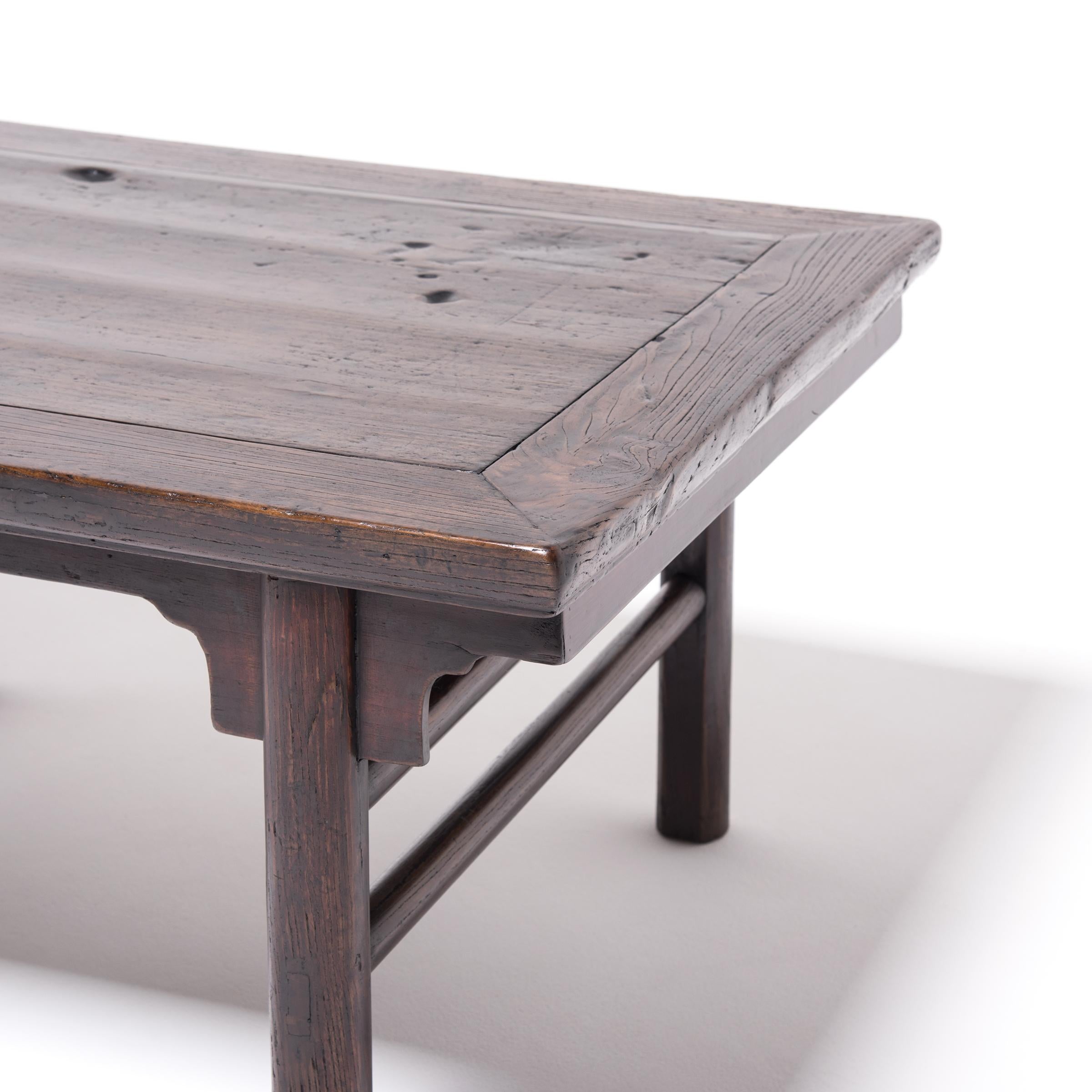 Chinese Low Inset Leg Coffee Table, c. 1850 In Good Condition For Sale In Chicago, IL