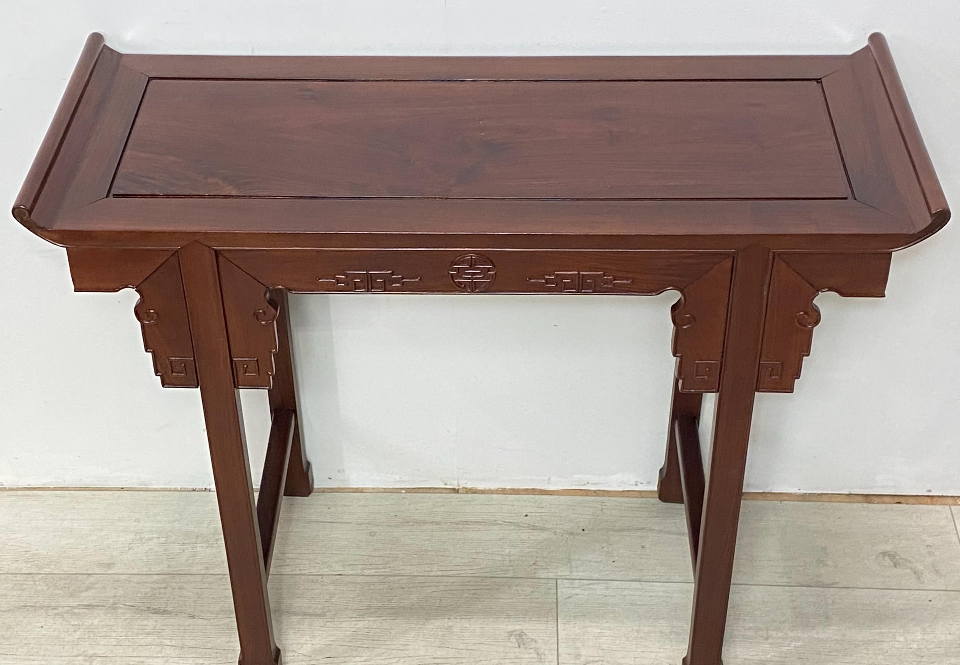Chinese Mahogany Altar Console Table, Mid 20th Century For Sale 2