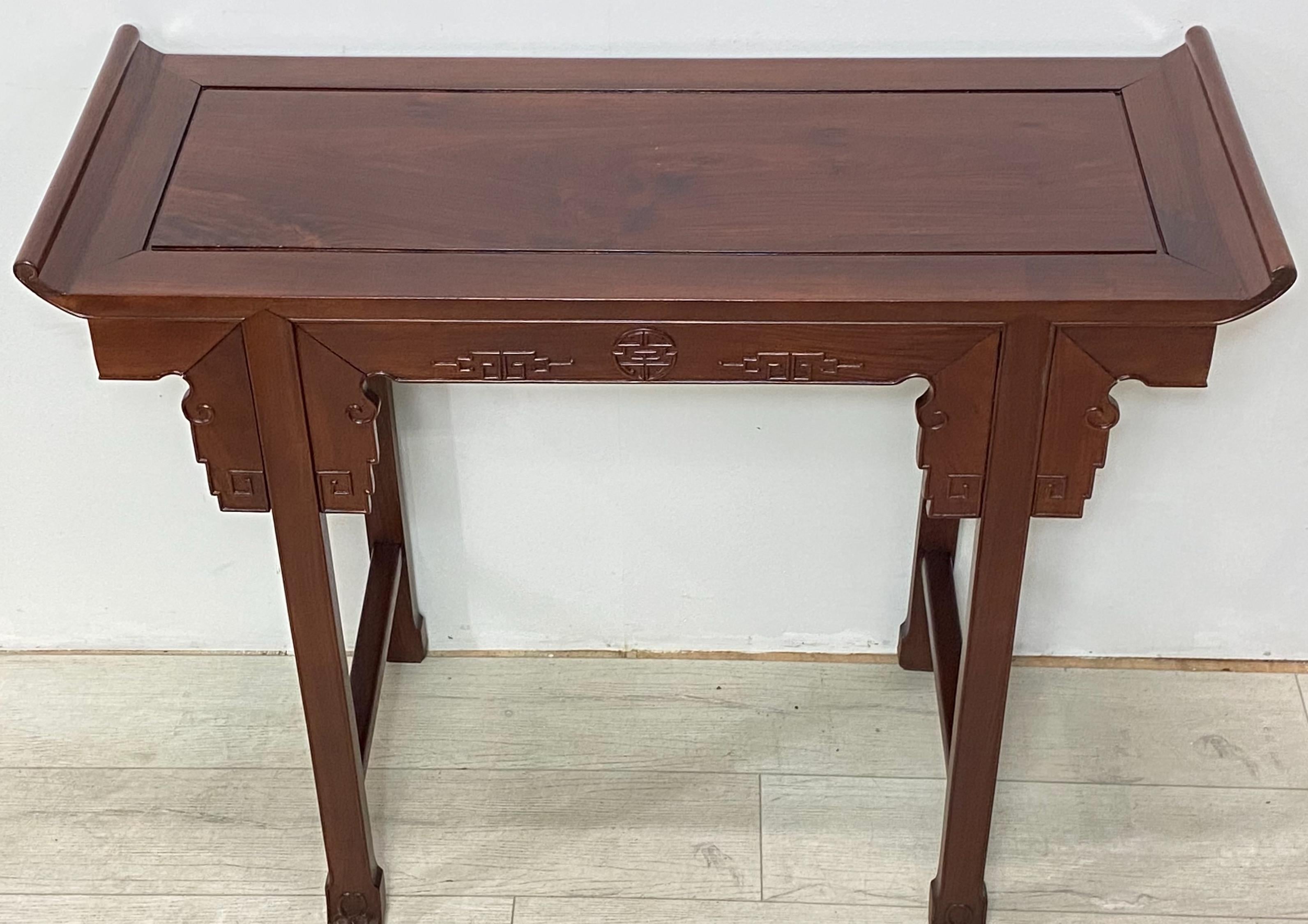 Chinese Mahogany Altar Console Table, Mid 20th Century For Sale 3