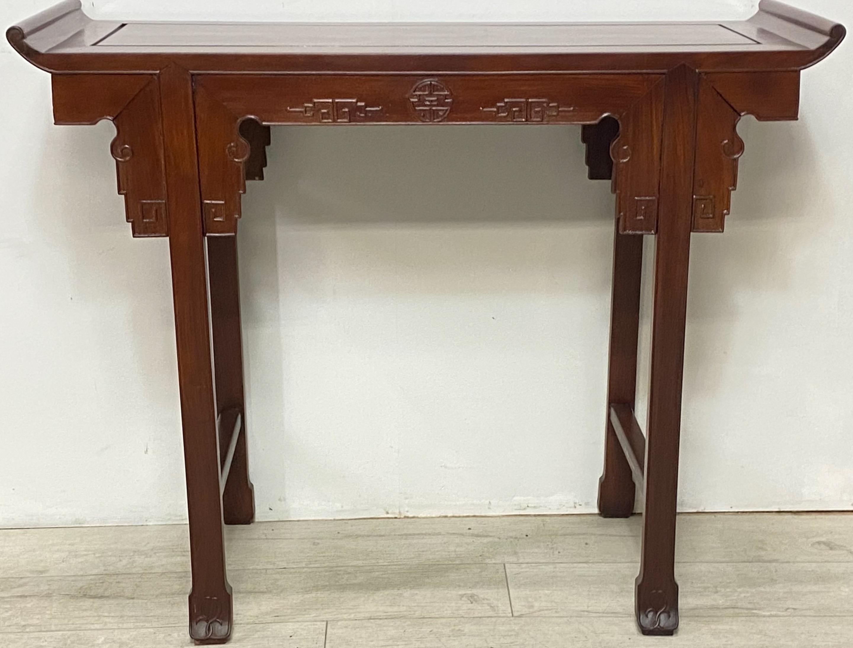 Chinese Mahogany Altar Console Table, Mid 20th Century For Sale 5