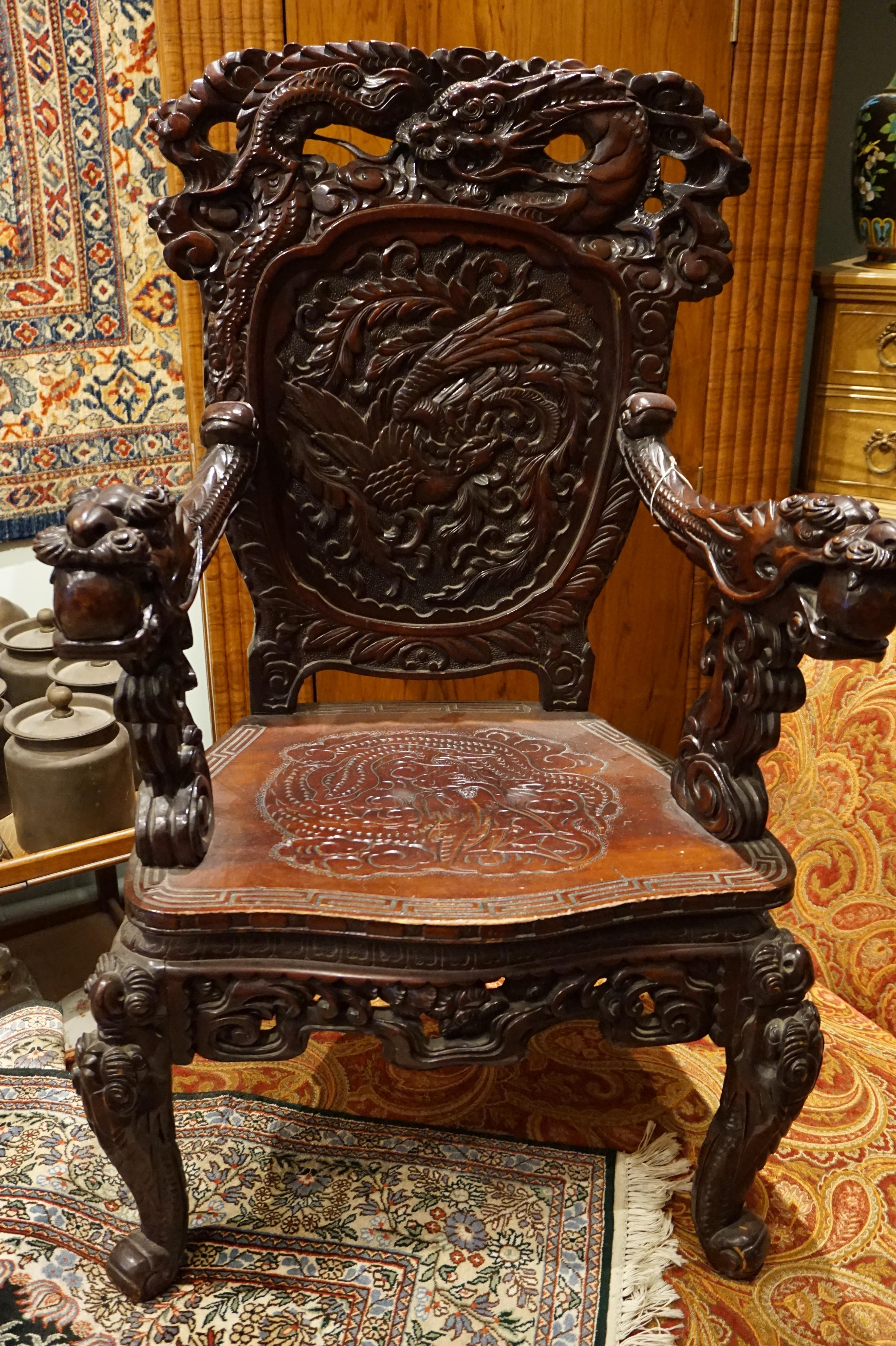 Chinese Mahogany Dragon and Phoenix Minister's Chair, 1890 In Good Condition In Vancouver, British Columbia
