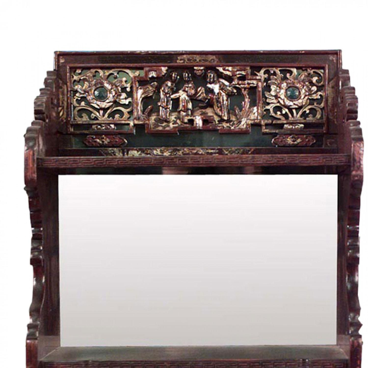 Chinesisches kastanienbraun lackiertes Wandregal (Geschnitzt) im Angebot