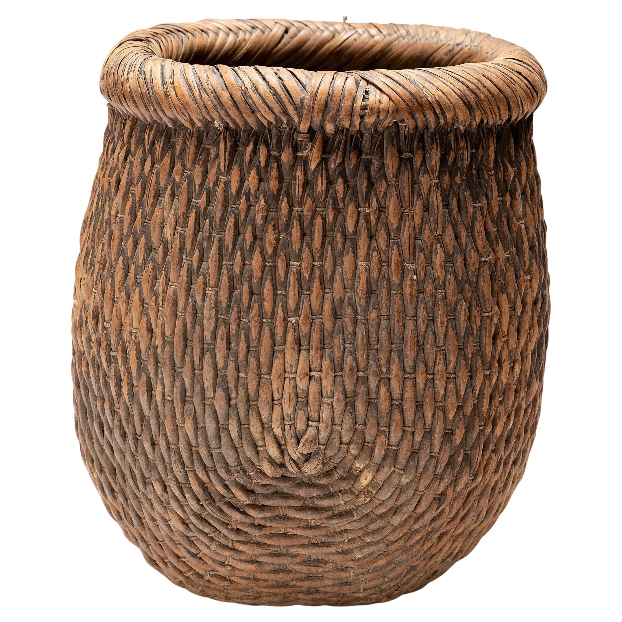 Chinese Measure Basket, circa 1800 For Sale