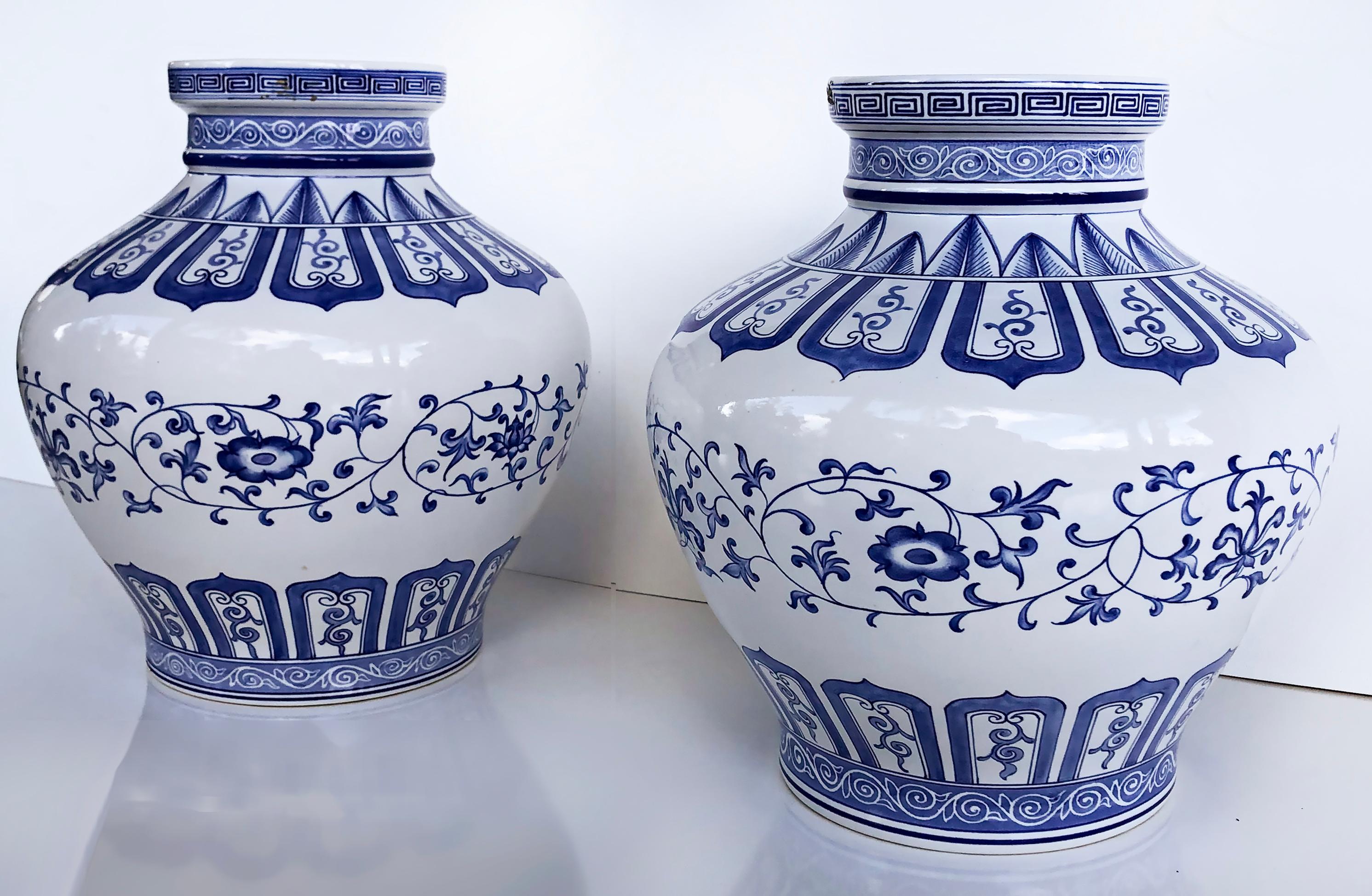 20th Century Chinese Mid 20th-Century Blue and White Porcelain Vases, Pair