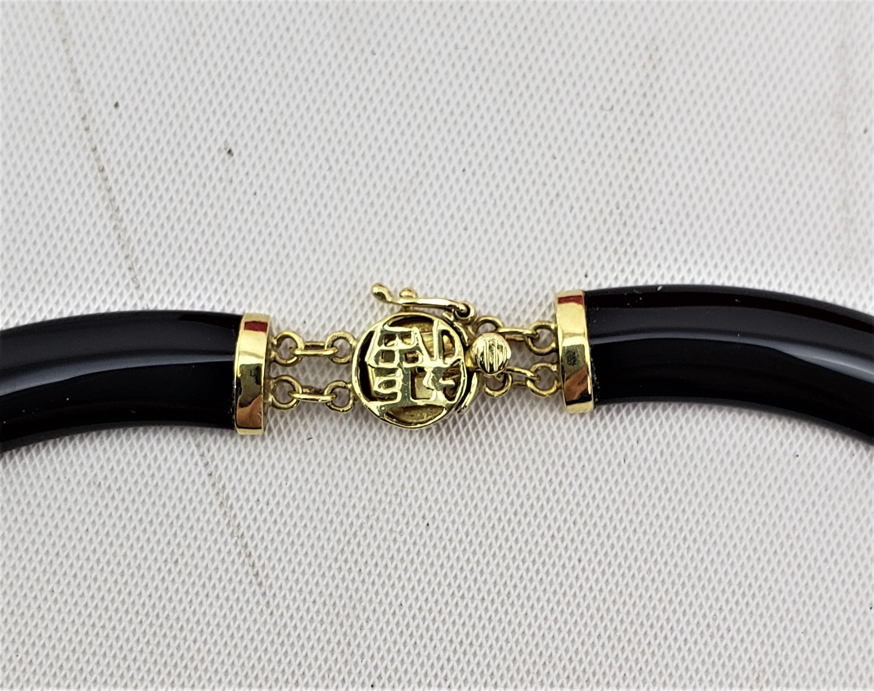 Chinese Mid-Century 14 Karat Yellow Gold & Cut and Polished Agate Necklace For Sale 1