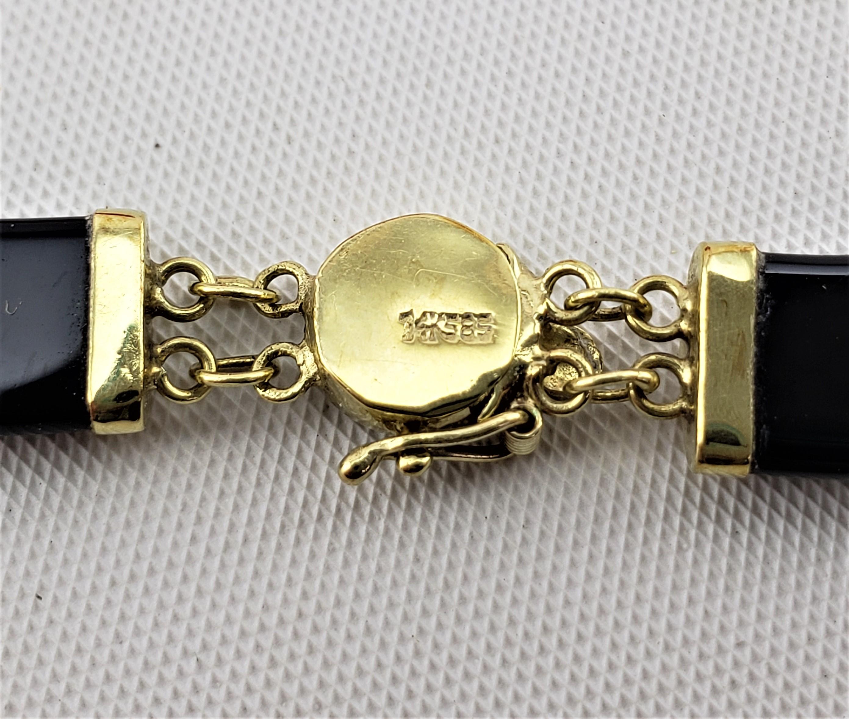Chinese Mid-Century 14 Karat Yellow Gold & Cut and Polished Agate Necklace For Sale 3