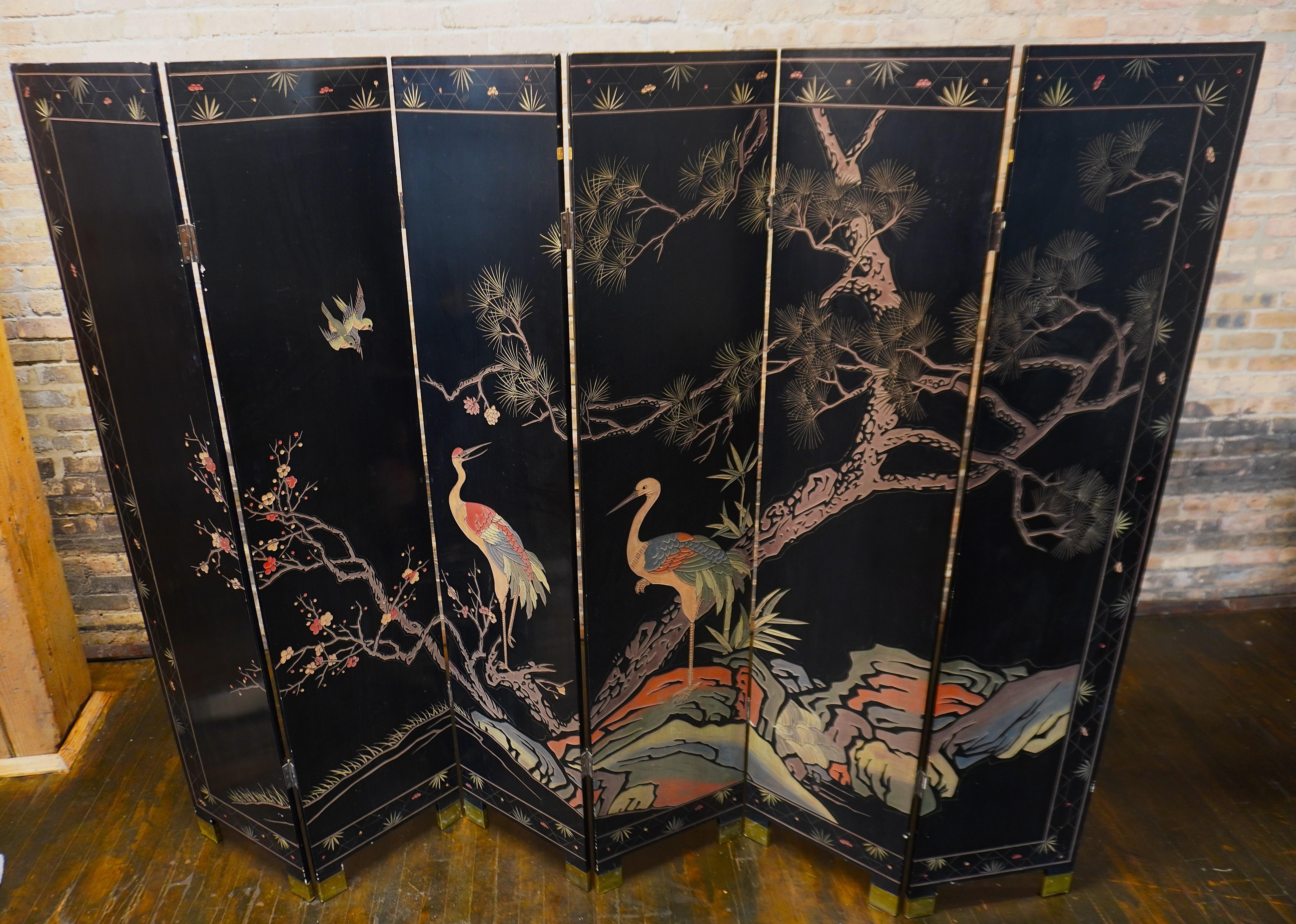 Chinese Mid-Century Gilded Coromandel  Figural Folding Screen en vente 2