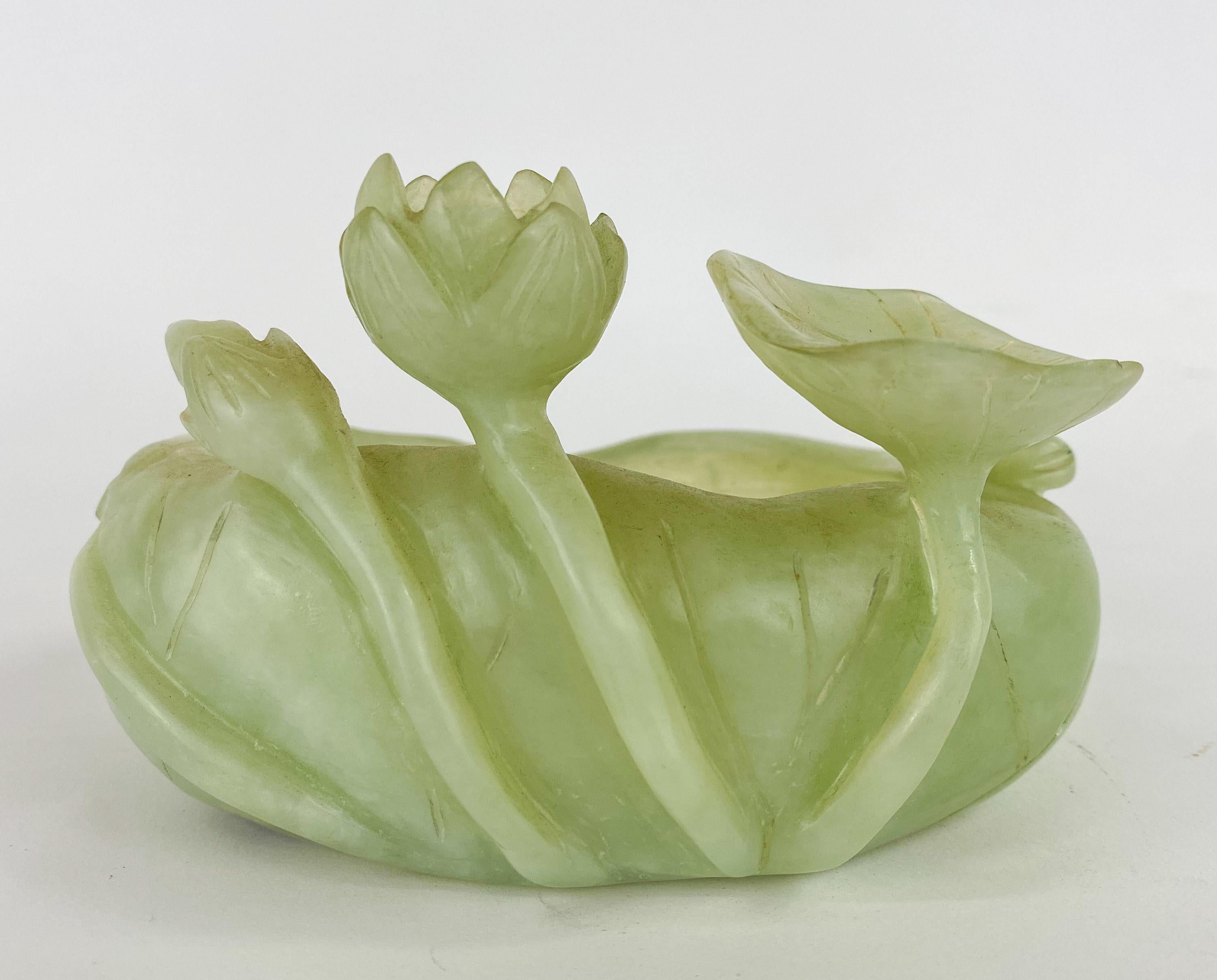 20th Century Chinese Mid Century Natural Jade Decorative Bowl