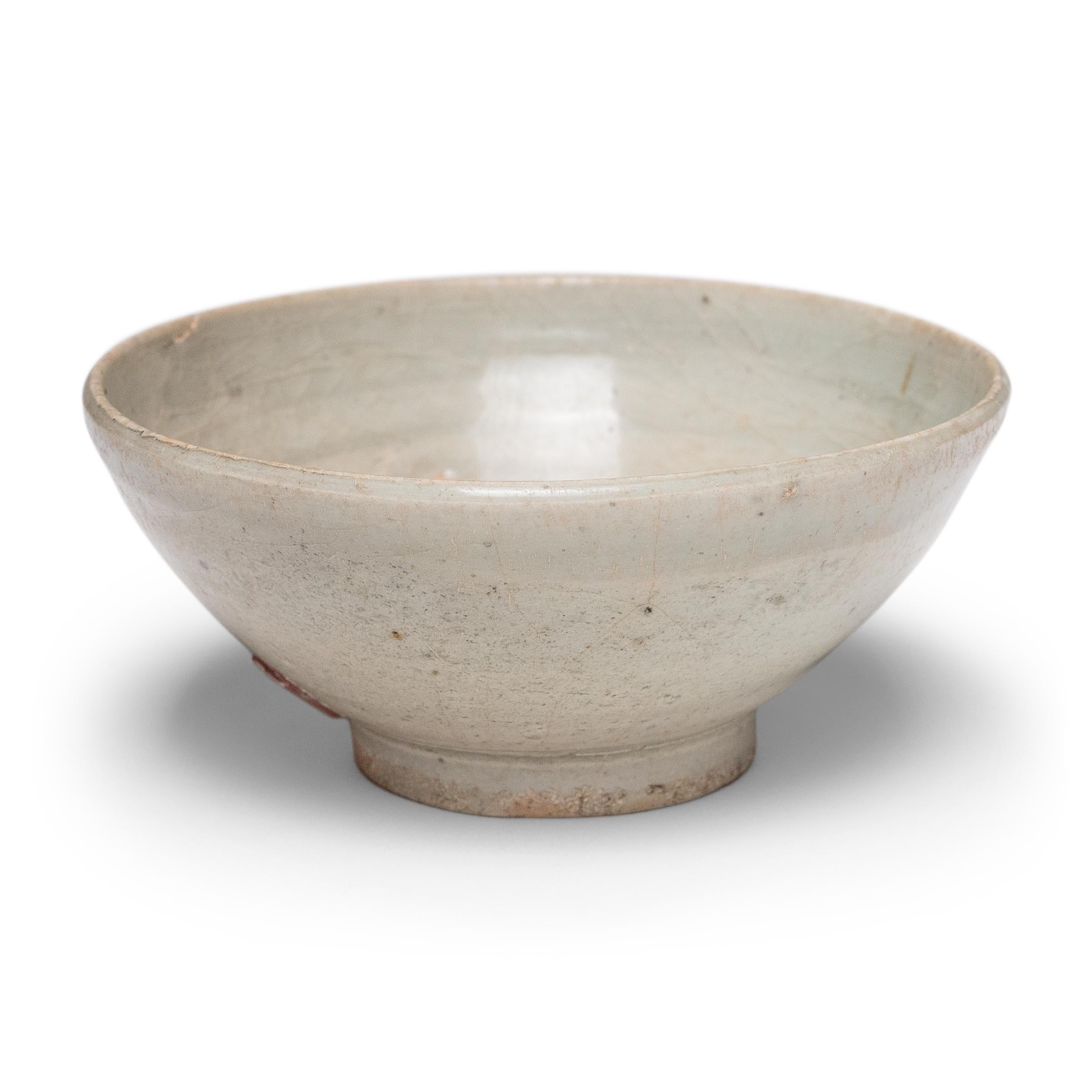 Chinois Bol à riz chinois en céladon Ming, c. 1550 en vente