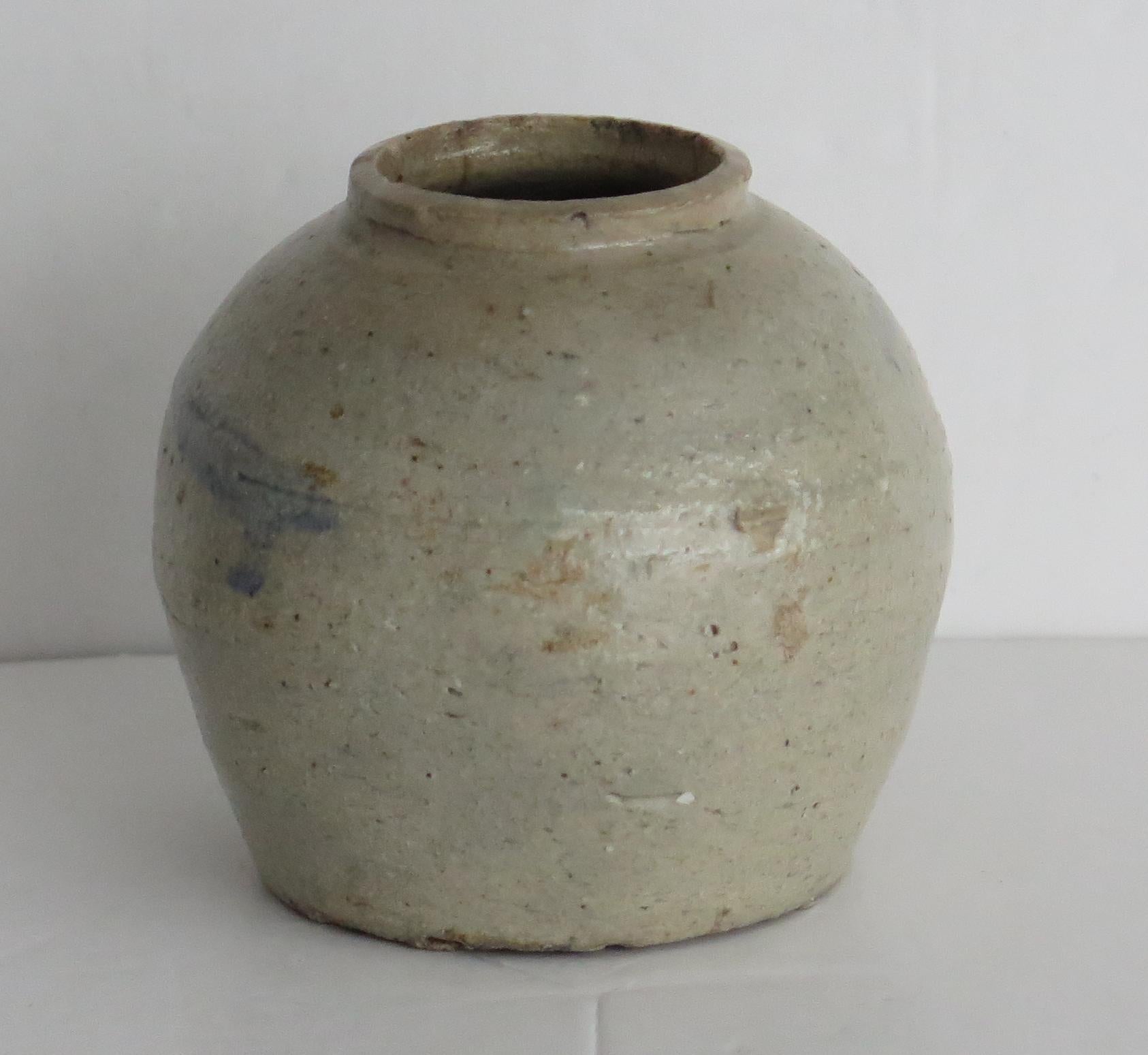 Chinese Ming Ceramic Provincial Jar Celadon Glaze, Early 17th Century In Good Condition For Sale In Lincoln, Lincolnshire