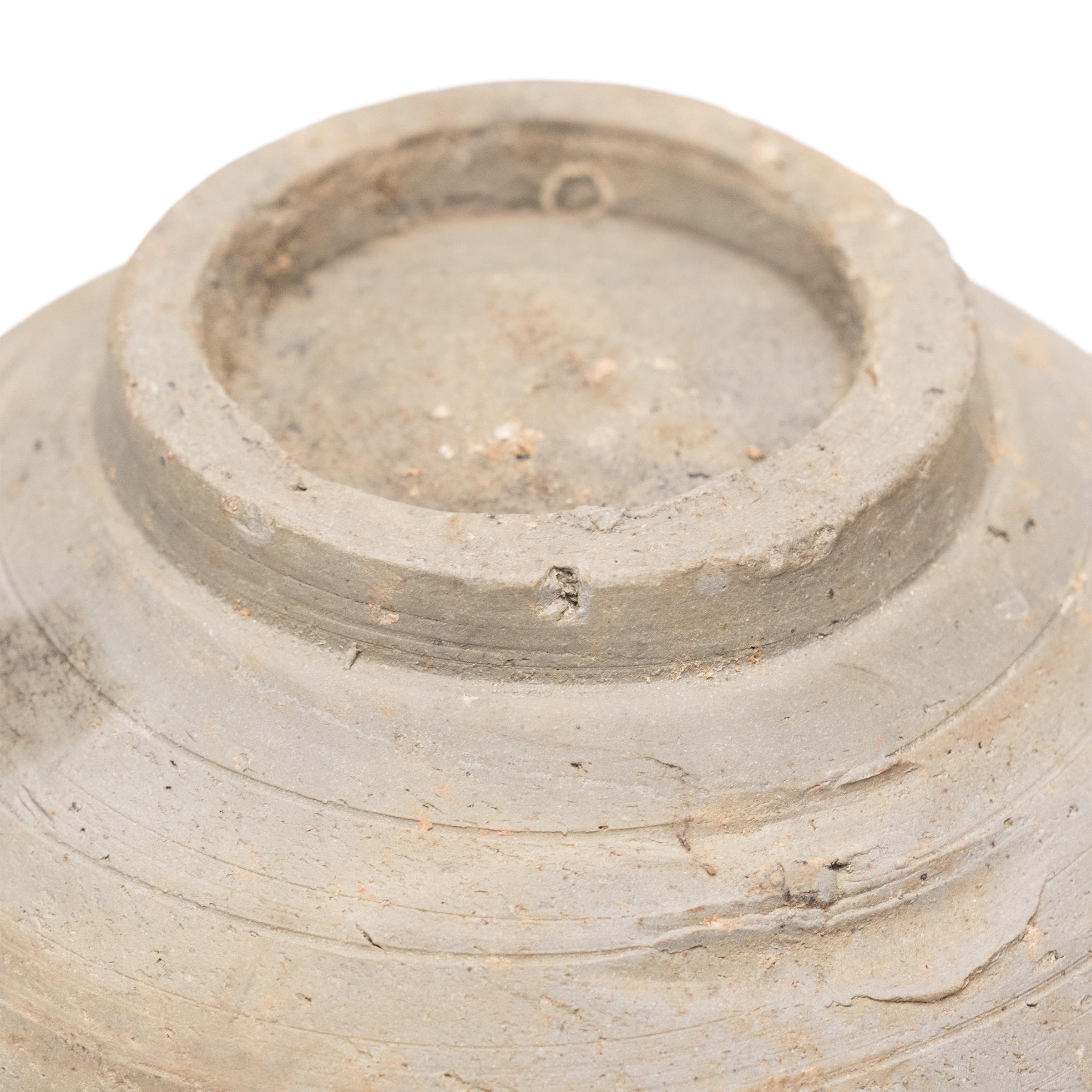Earthenware Chinese Ming Cobalt Brushed Jar, c. 1600 For Sale
