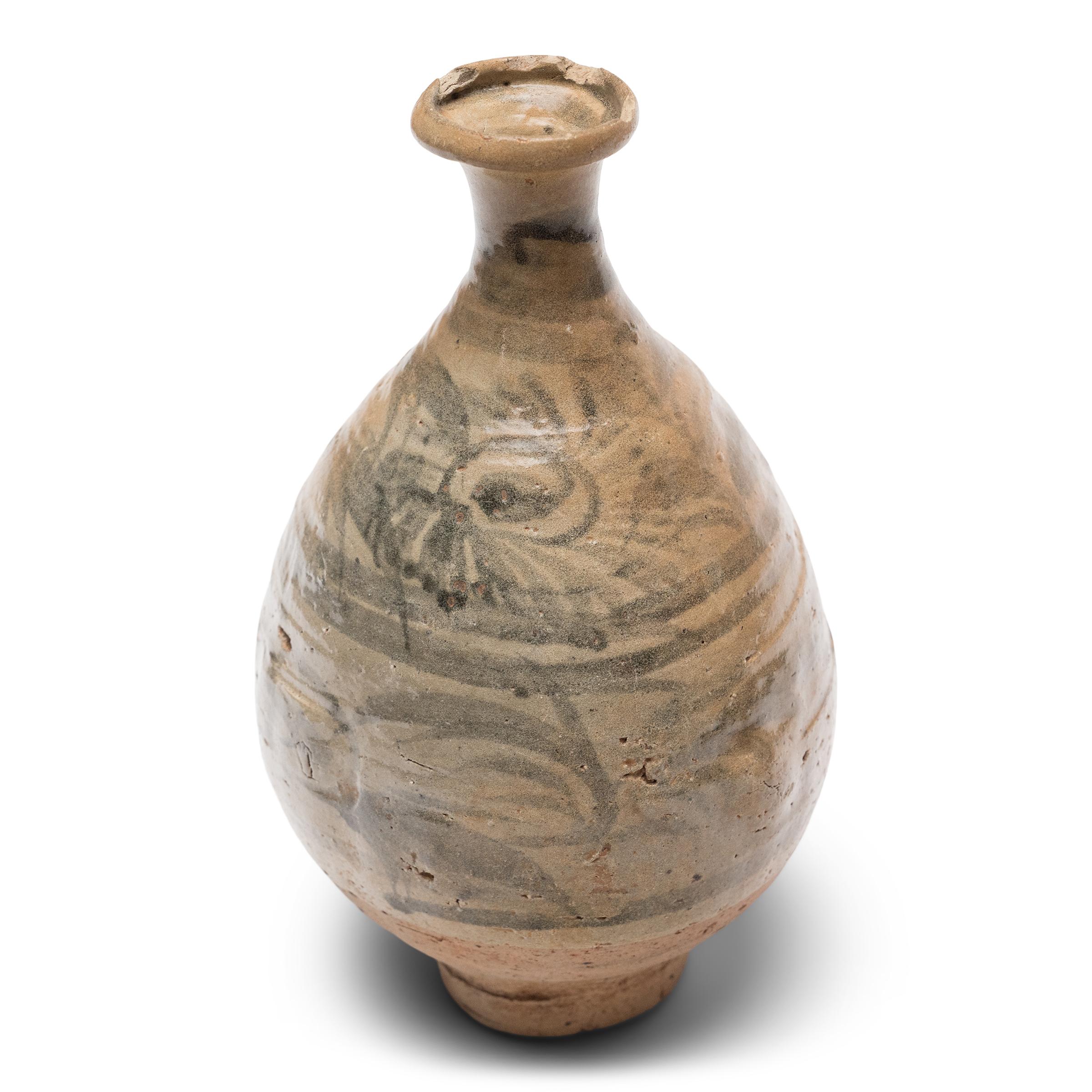 Chinese Ming Cobalt Brushed Oil Bottle, c. 1550 In Good Condition For Sale In Chicago, IL