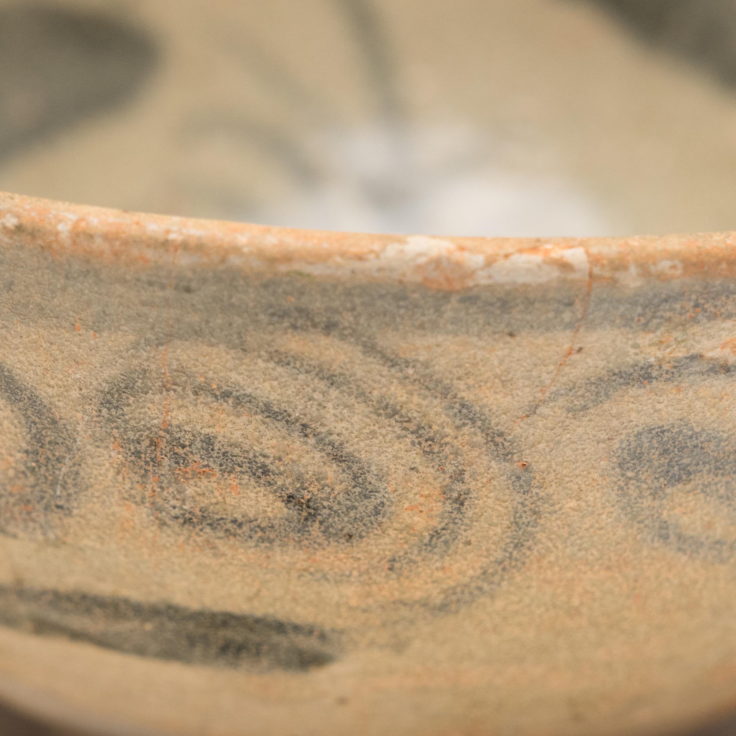 Chinois Chinese Ming Cobalt Brushed Rice Bowl, c. 1550 en vente