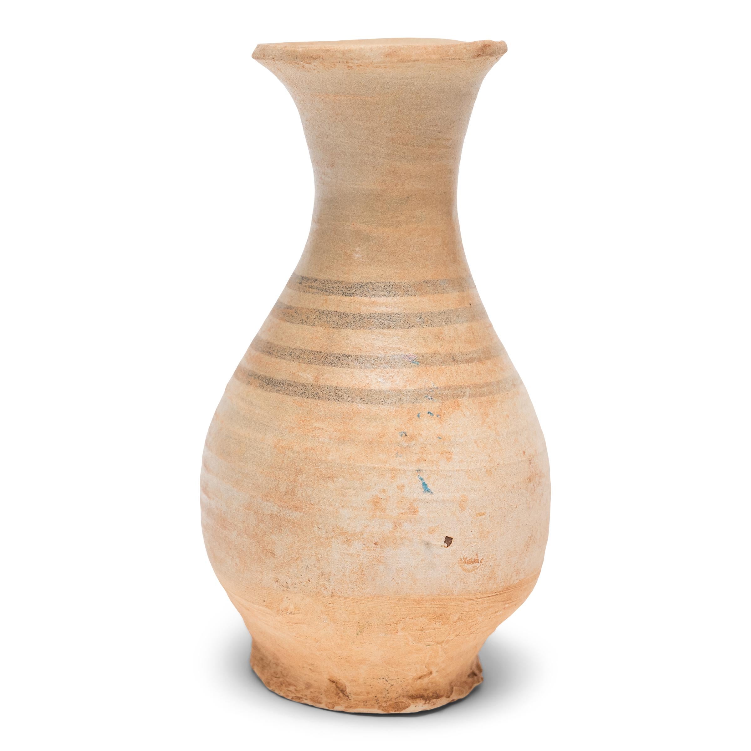 Chinois Vase à vin chinois Ming Cobalt Brushed, c. 1500 en vente