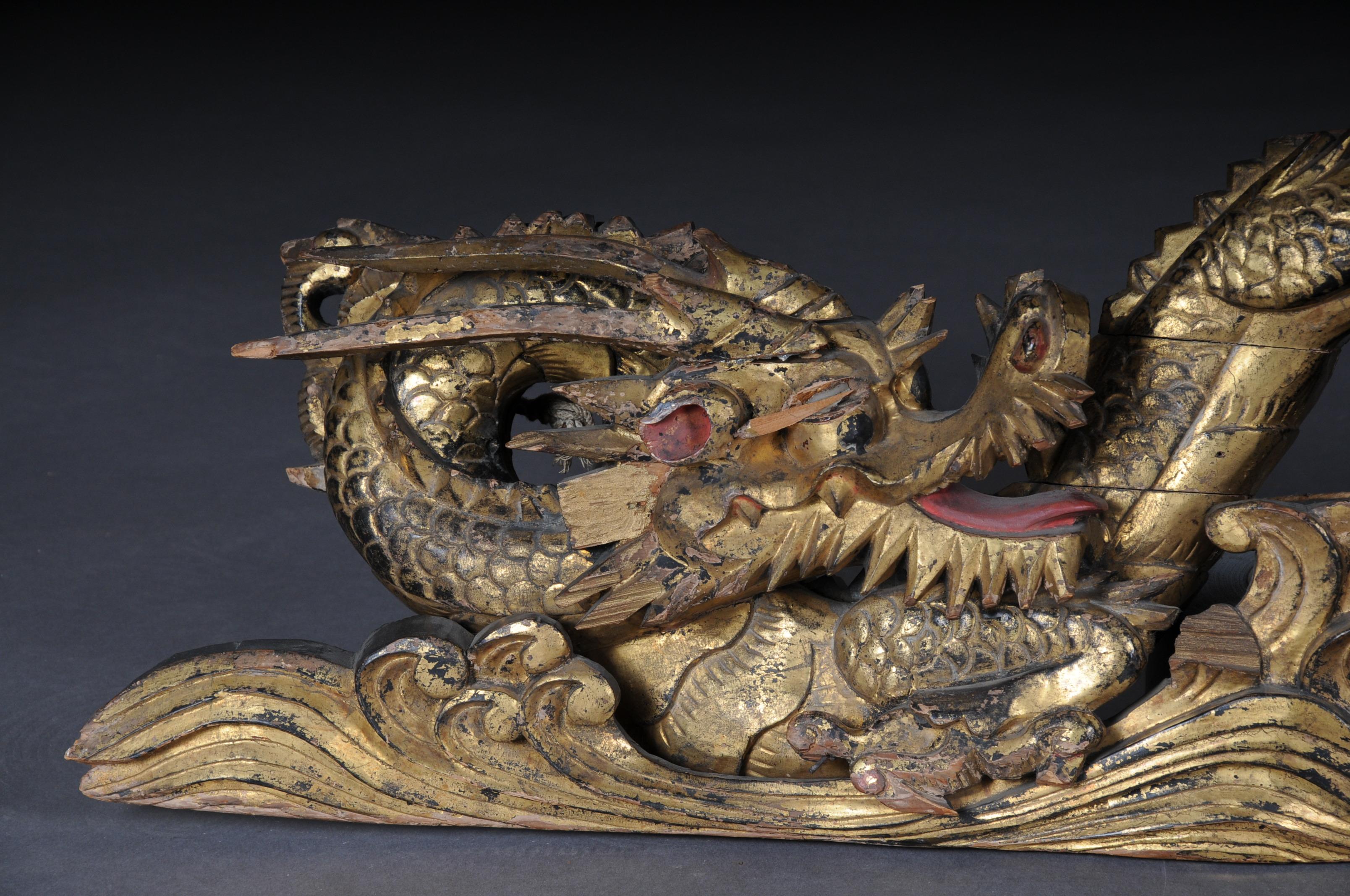 Chinesischer Ming-Drache, Wanddekoration/Supraporte, vergoldetes Holz


Massivholz, handgeschnitzt und vergoldet. Wanddekoration, 20. Jahrhundert.