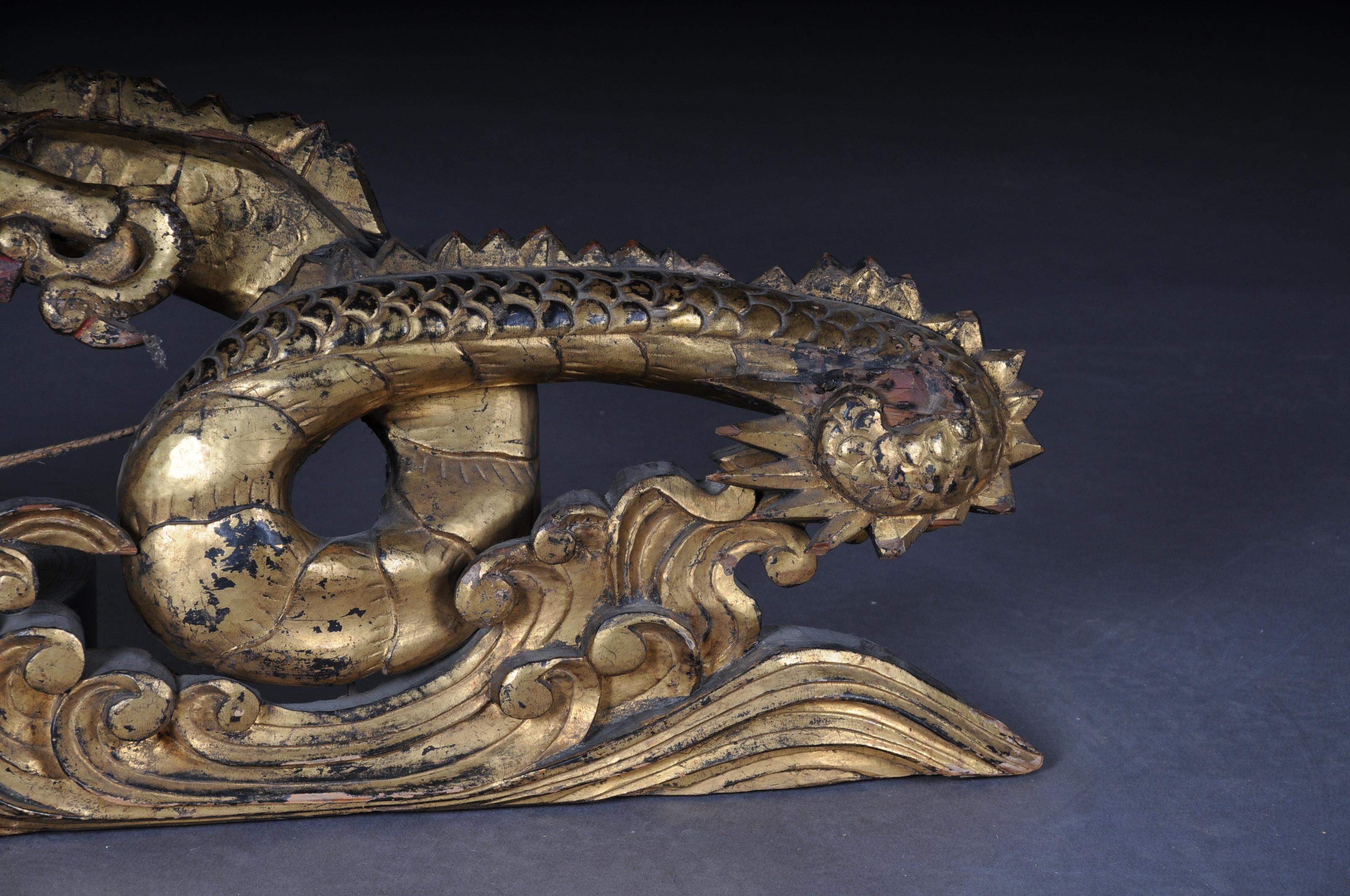 Sculpté à la main Décoration murale/Supraporte dragon chinois Ming, bois doré en vente
