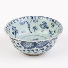 Chinese Ming Dynasty Blue & White Porcelain Floral Bowl 18th Century