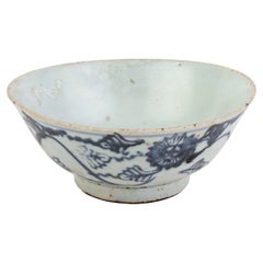Chinese Ming Dynasty Blue & White Porcelain Floral Bowl 18th Century