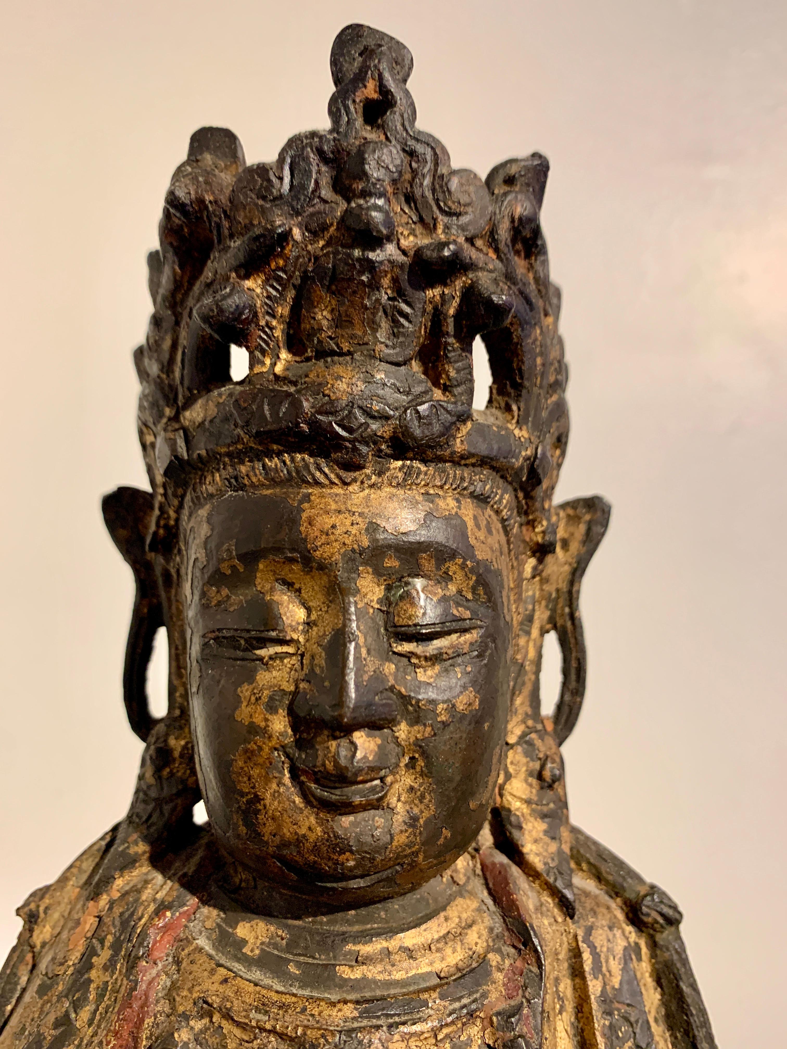 Early 17th Century Chinese Ming Dynasty Bronze Nanhai Guanyin, 16th/17th Century, China For Sale