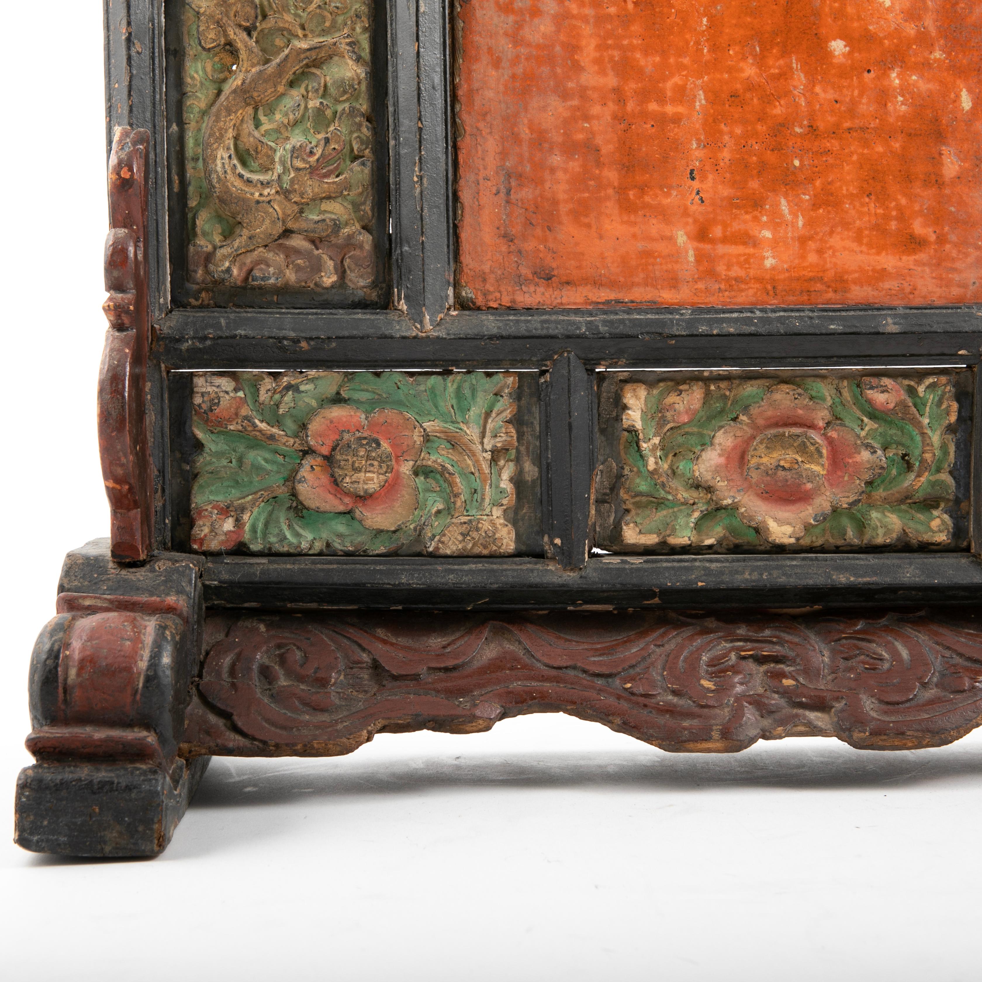 Chinese Ming Dynasty Carved Table Screen For Sale 10