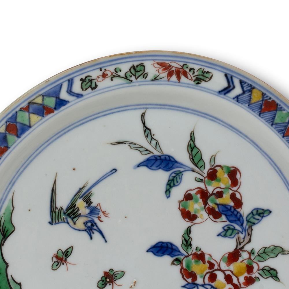CHONGZHENG 1628-1644

From our Chinese collection, we are delighted to offer this rare example Chinese Ko-Sometsuke Wucai Porcelain Plate. The plate potted in porcelain ceramic of circular shape and made specifically for the Japanese market depicts