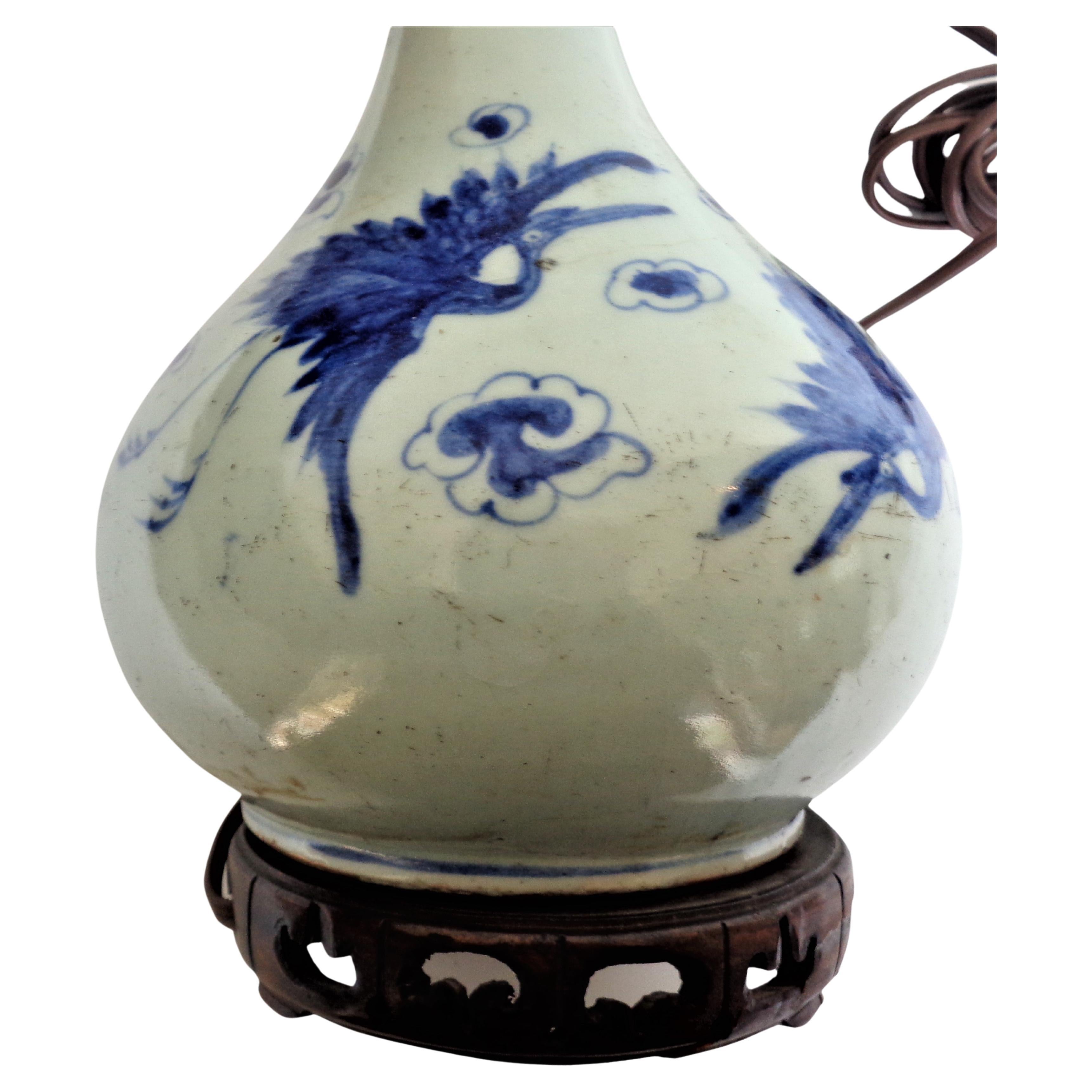 18th Century and Earlier Chinese Ming Dynasty Kraak Porcelain Bottle Vase Lamp Deer Cranes