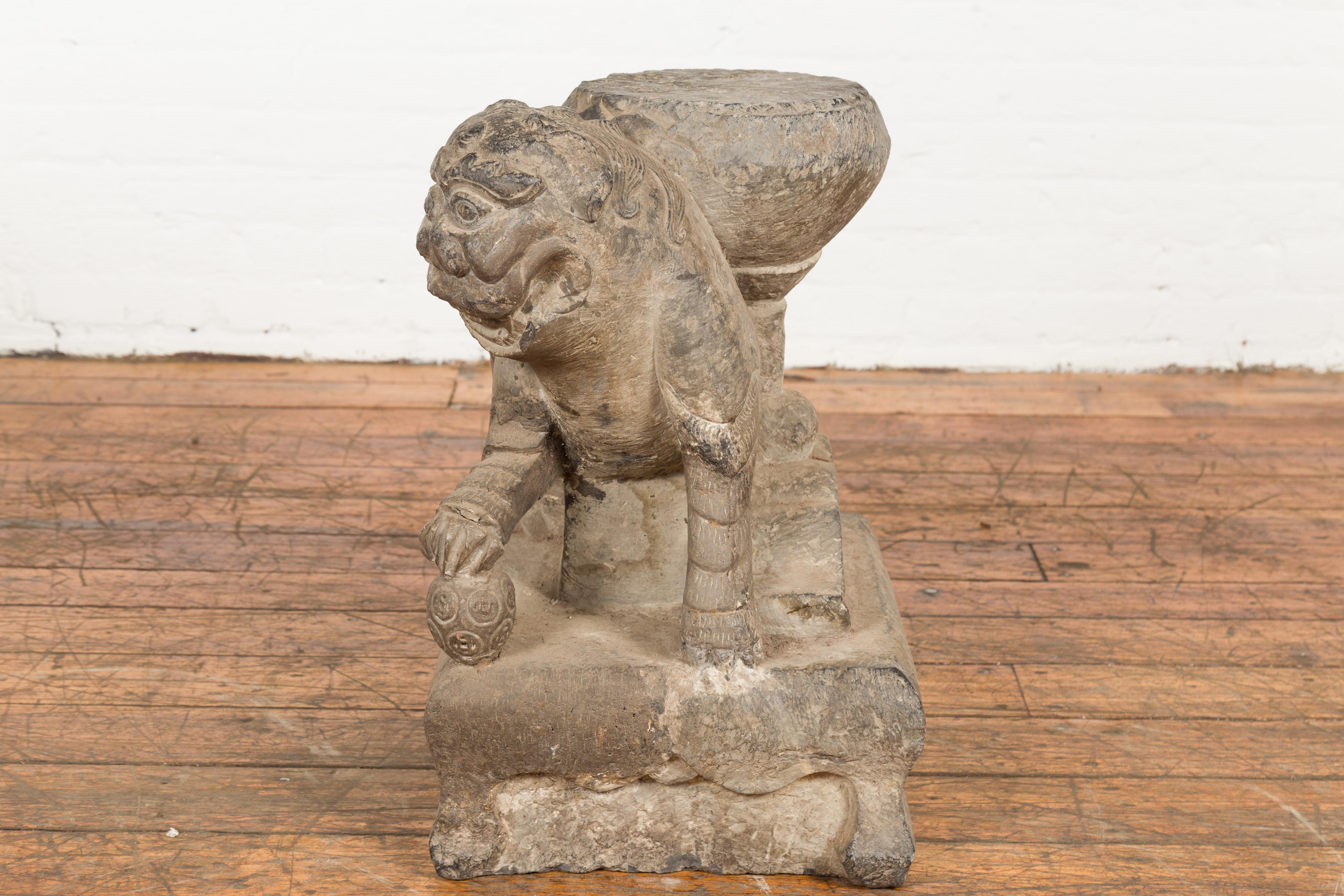 Chinese Ming Dynasty Period Male Foo Dog Guardian Lion Hand-Carved Sculpture For Sale 1