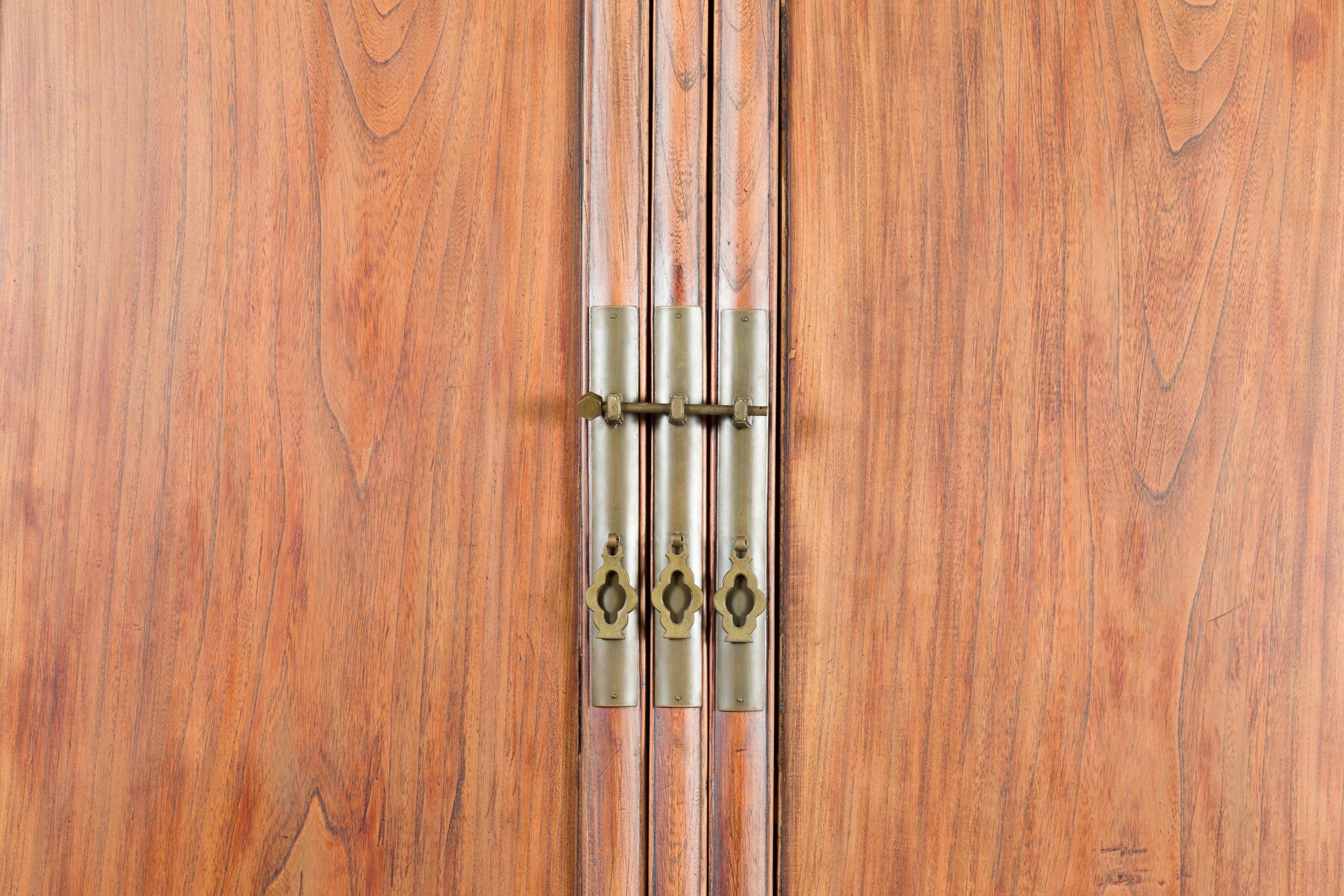 Chinese Ming Dynasty Style 19th Century Noodle Cabinet with Tapering Silhouette 1
