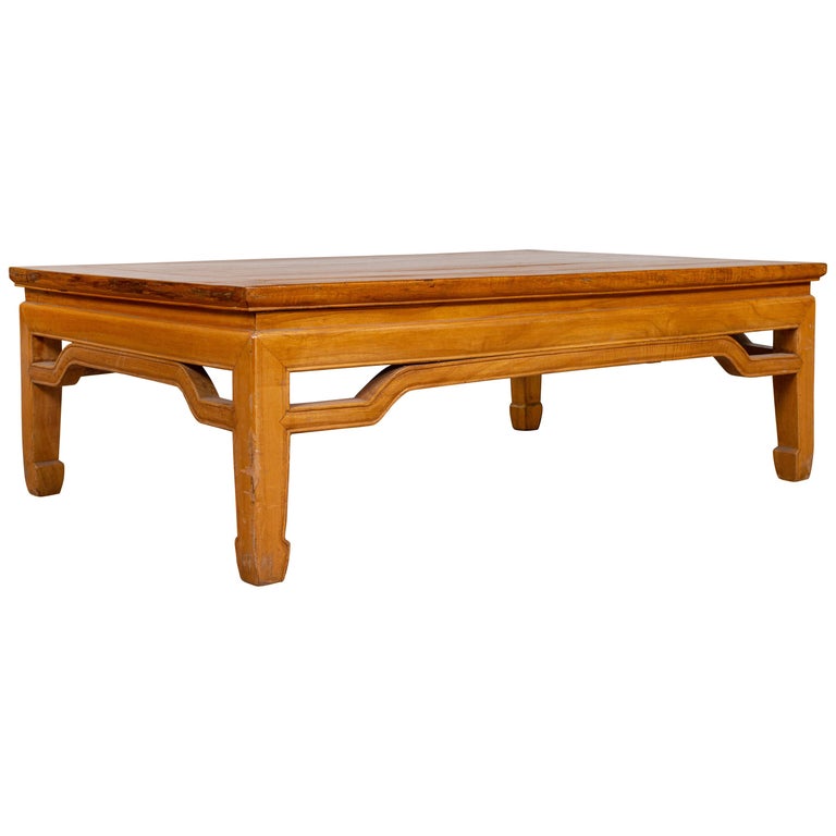 Chinese Ming Dynasty Style Natural Wood Coffee Table with Humpback Stretcher