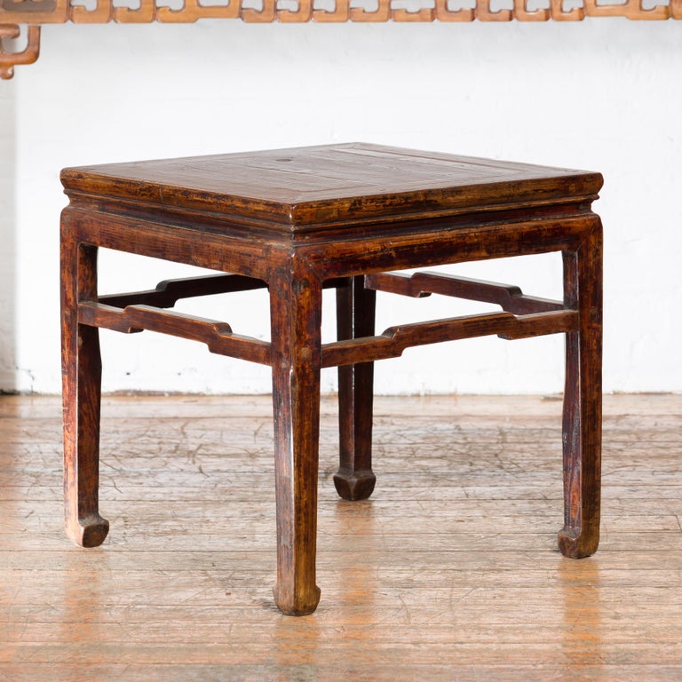 Chinese Ming Dynasty Style Vintage Lamp Table with Humpback Stretchers For Sale 4