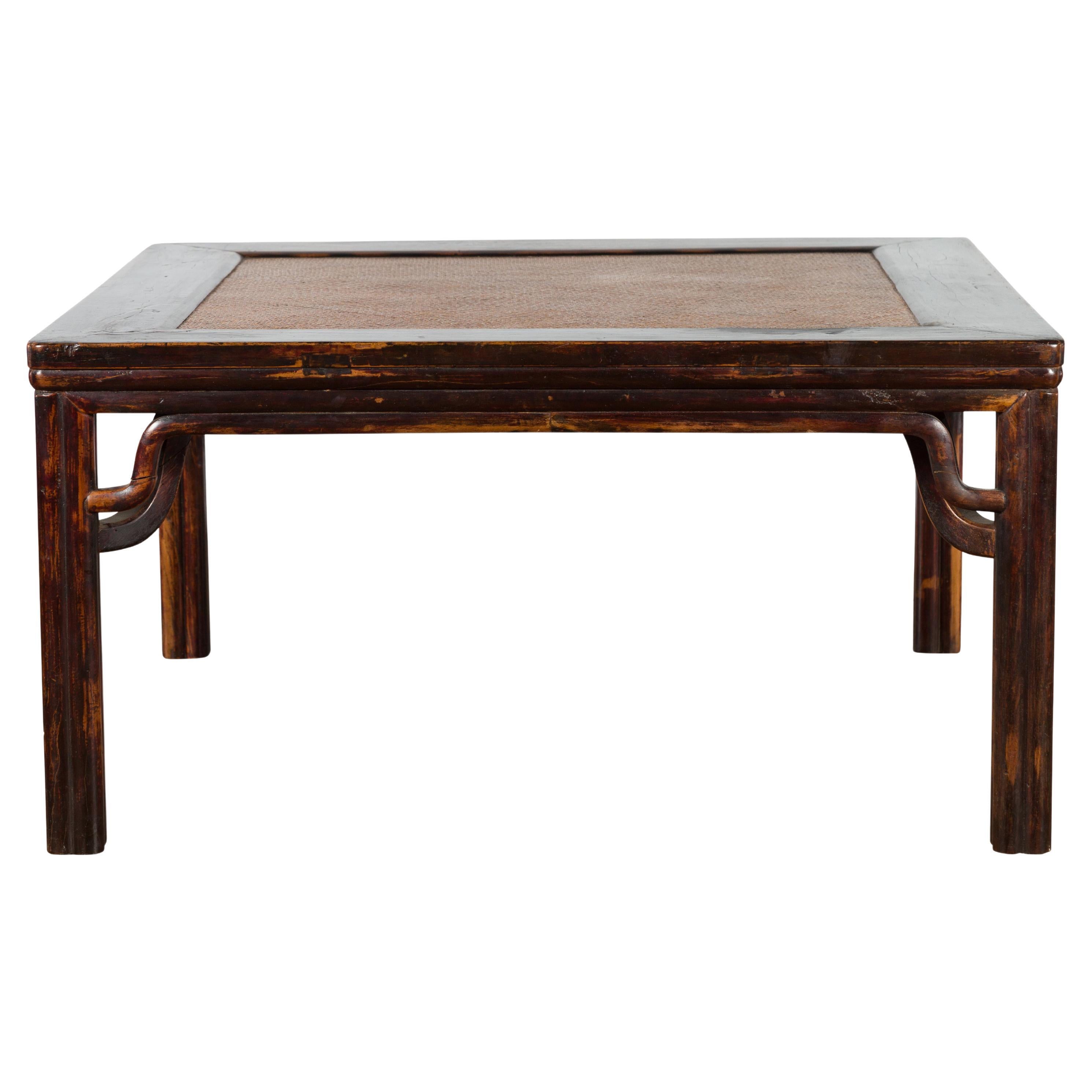 Table basse en bois de style chinois de la dynastie Ming avec plateau en rotin tissé à la main