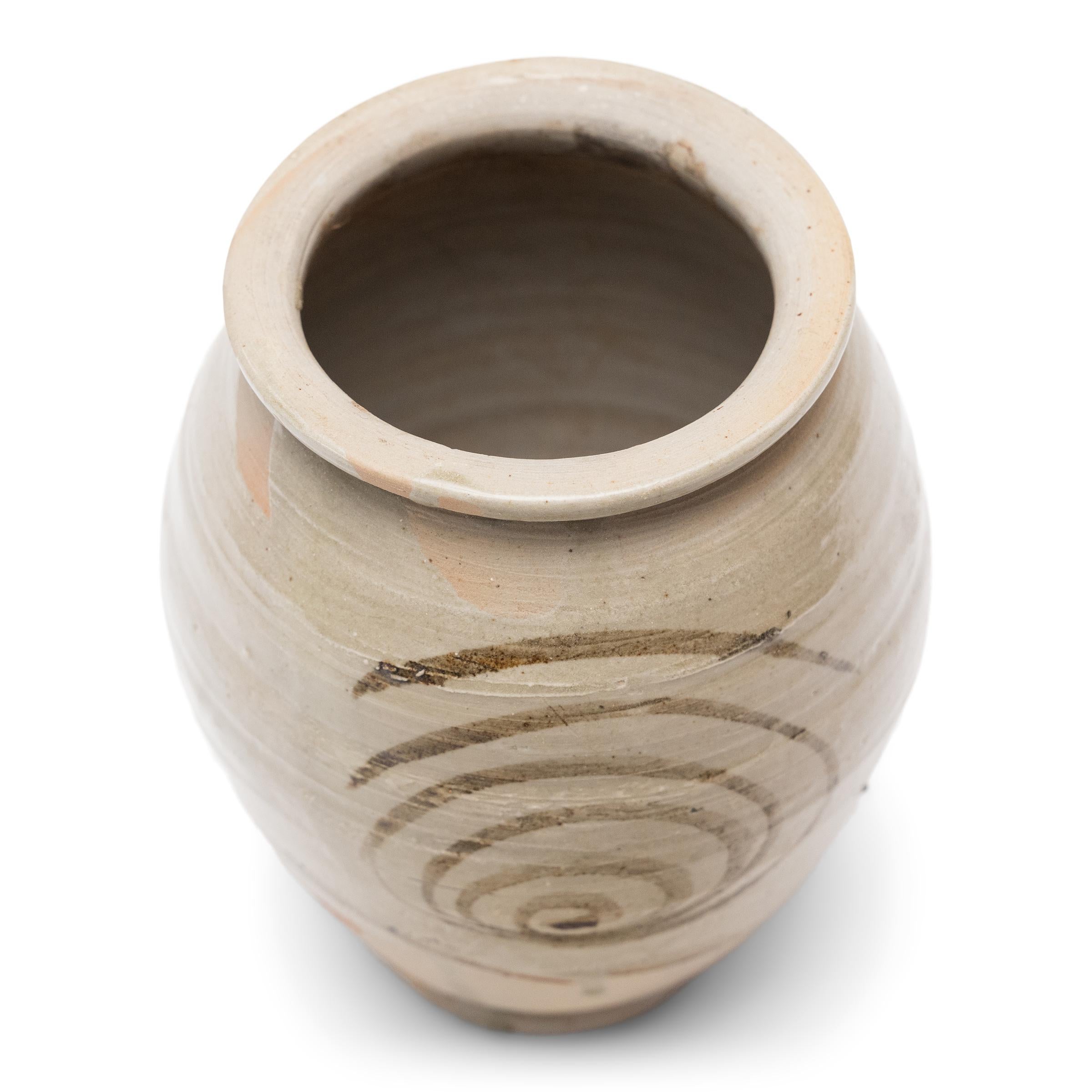 Smaltato Vaso cinese Ming in ferro spazzolato, 1600 ca. in vendita