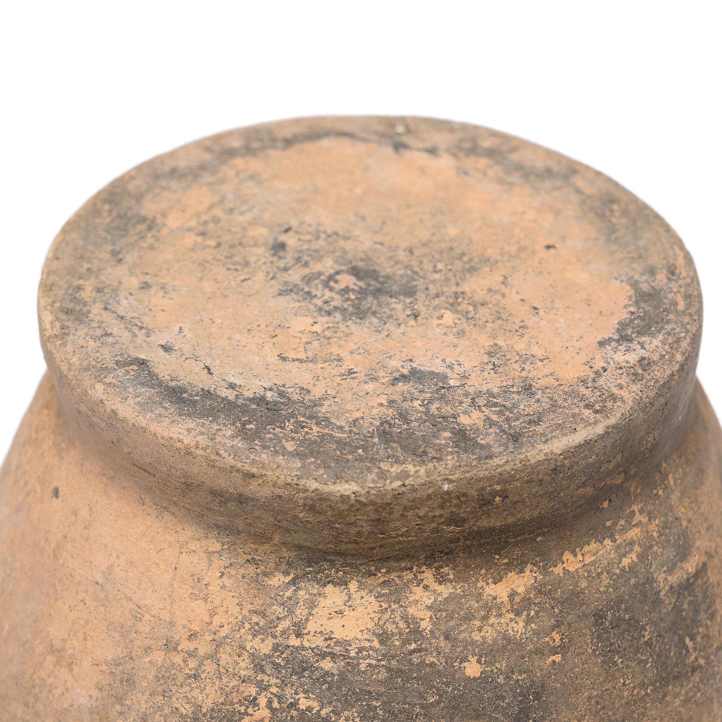 Chinesische Ming-Lotusblütenvase, um 1400 (18. Jahrhundert und früher) im Angebot