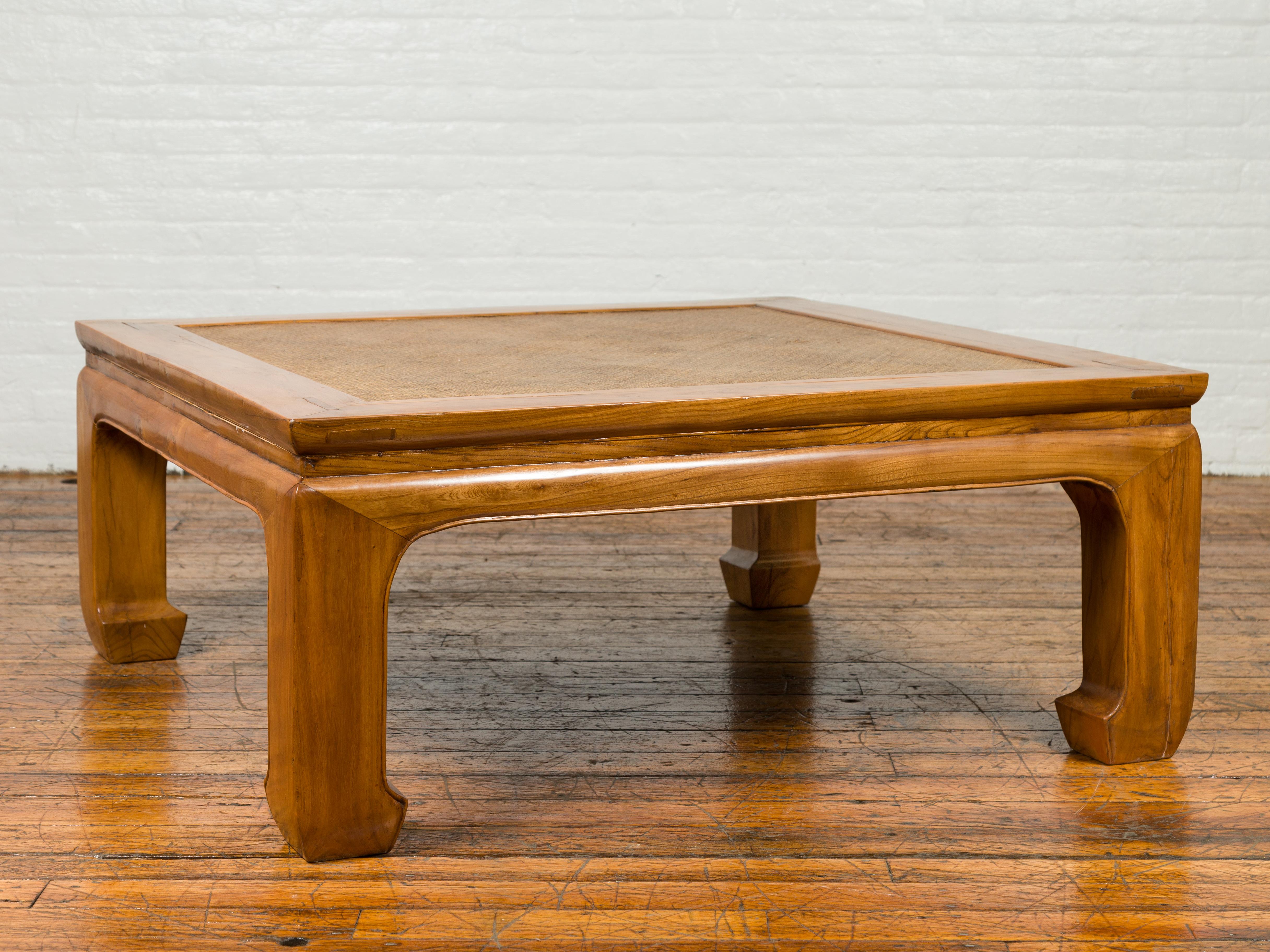 Chinese Ming Style 19th Century Elm Coffee Table with Rattan Inset and Chow Legs In Good Condition In Yonkers, NY