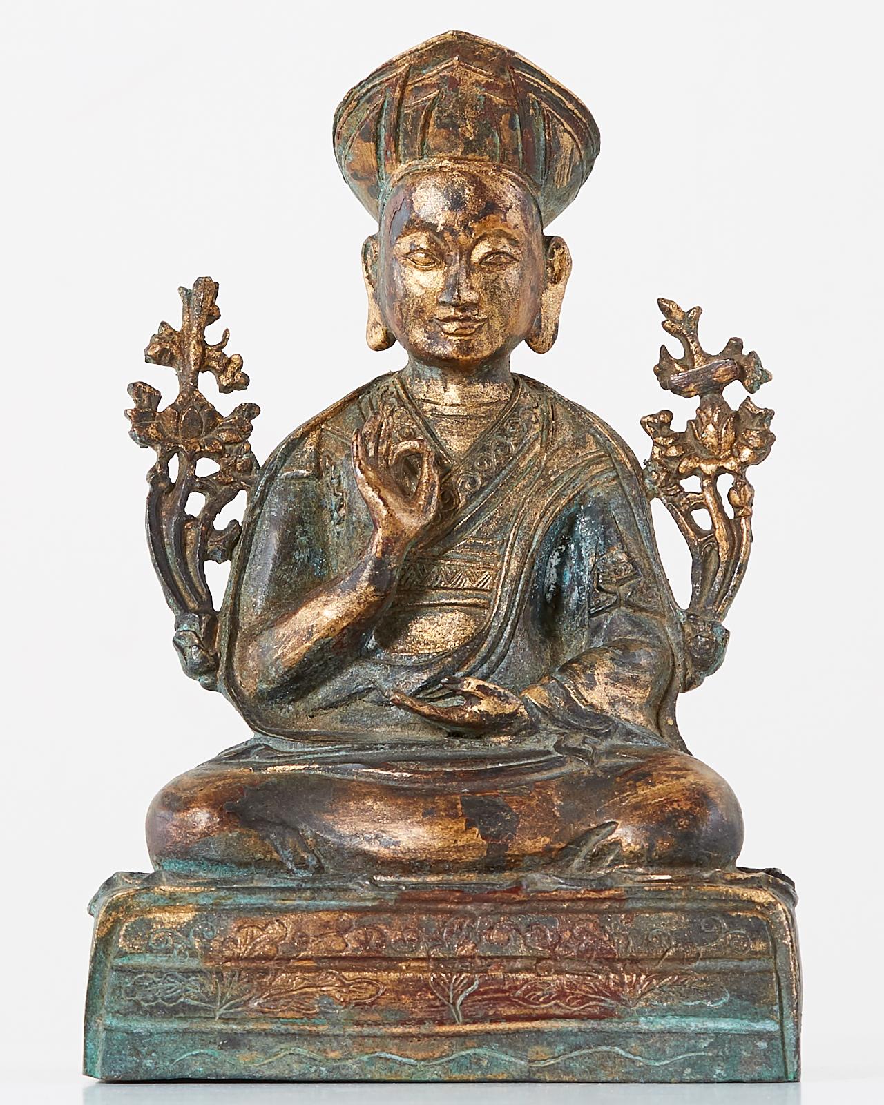 Chinois Bouddha assis en bronze de style chinois Ming en vente