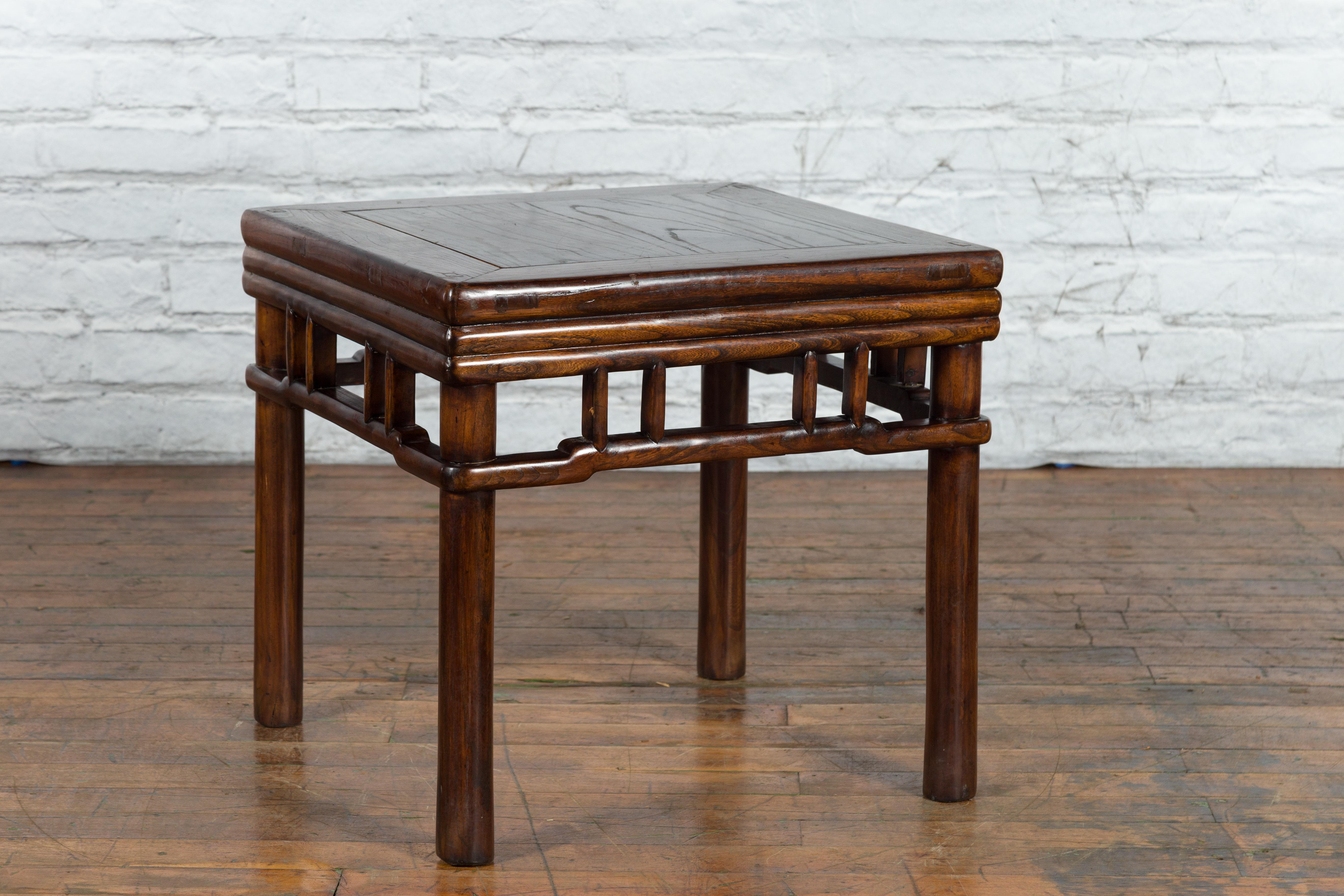 Chinese Ming Style Early 20th Century Brown Drink Table with Pillar Strut Motifs For Sale 6