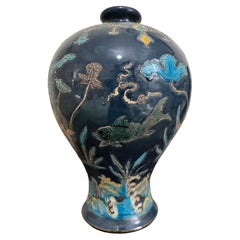 Chinese Ming Style Fahua Meiping Vase