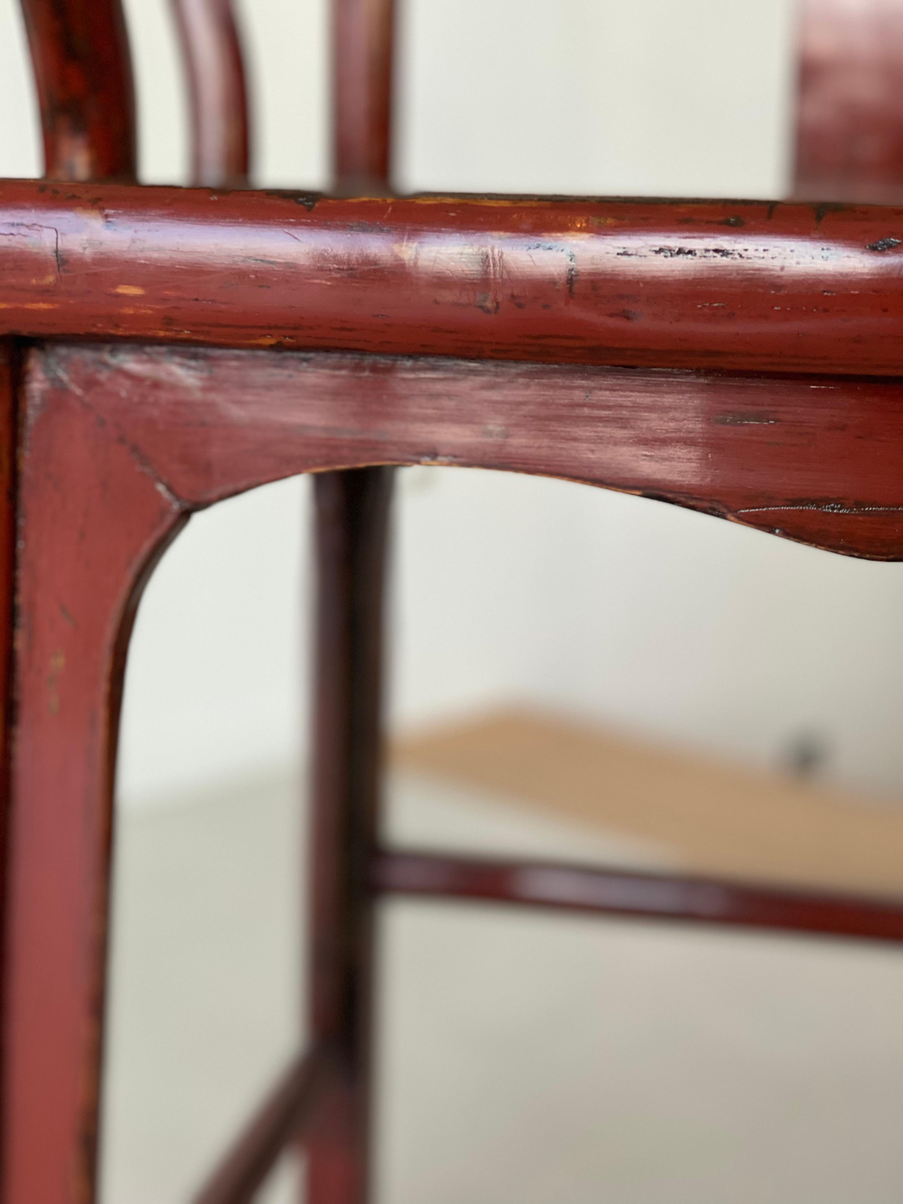 Chinesischer Stuhl mit hoher Rückenlehne im Ming-Stil, rot lackiert im Angebot 6