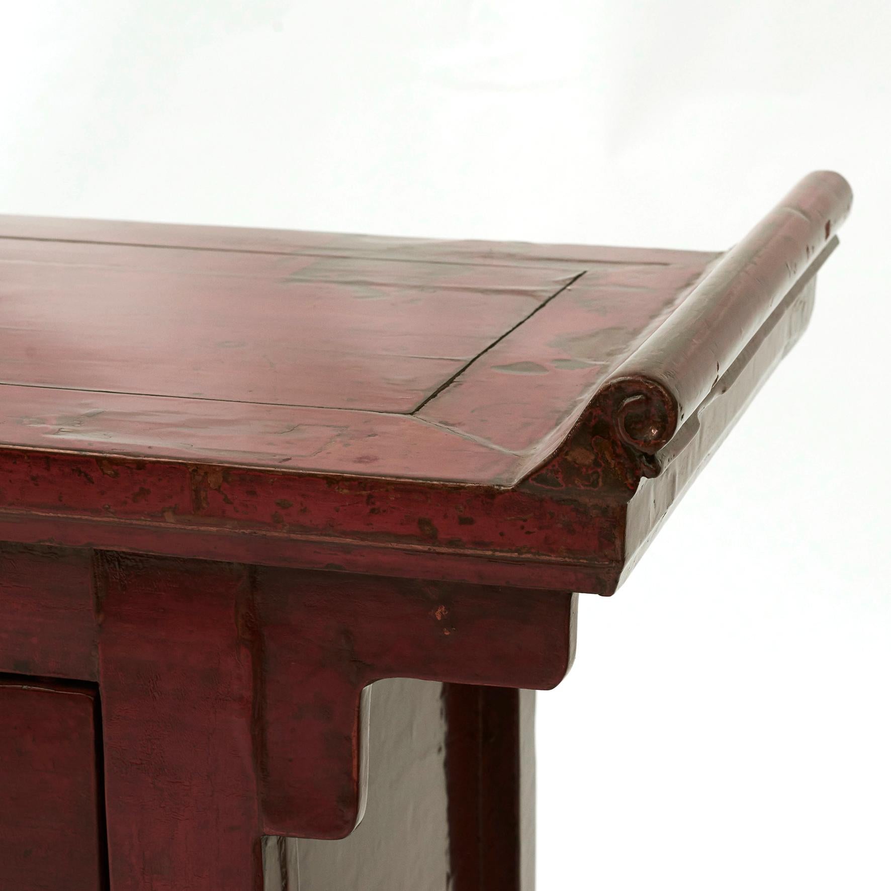 Chinesischer Sideboard-Schrank im Ming-Stil, rot lackiert 1