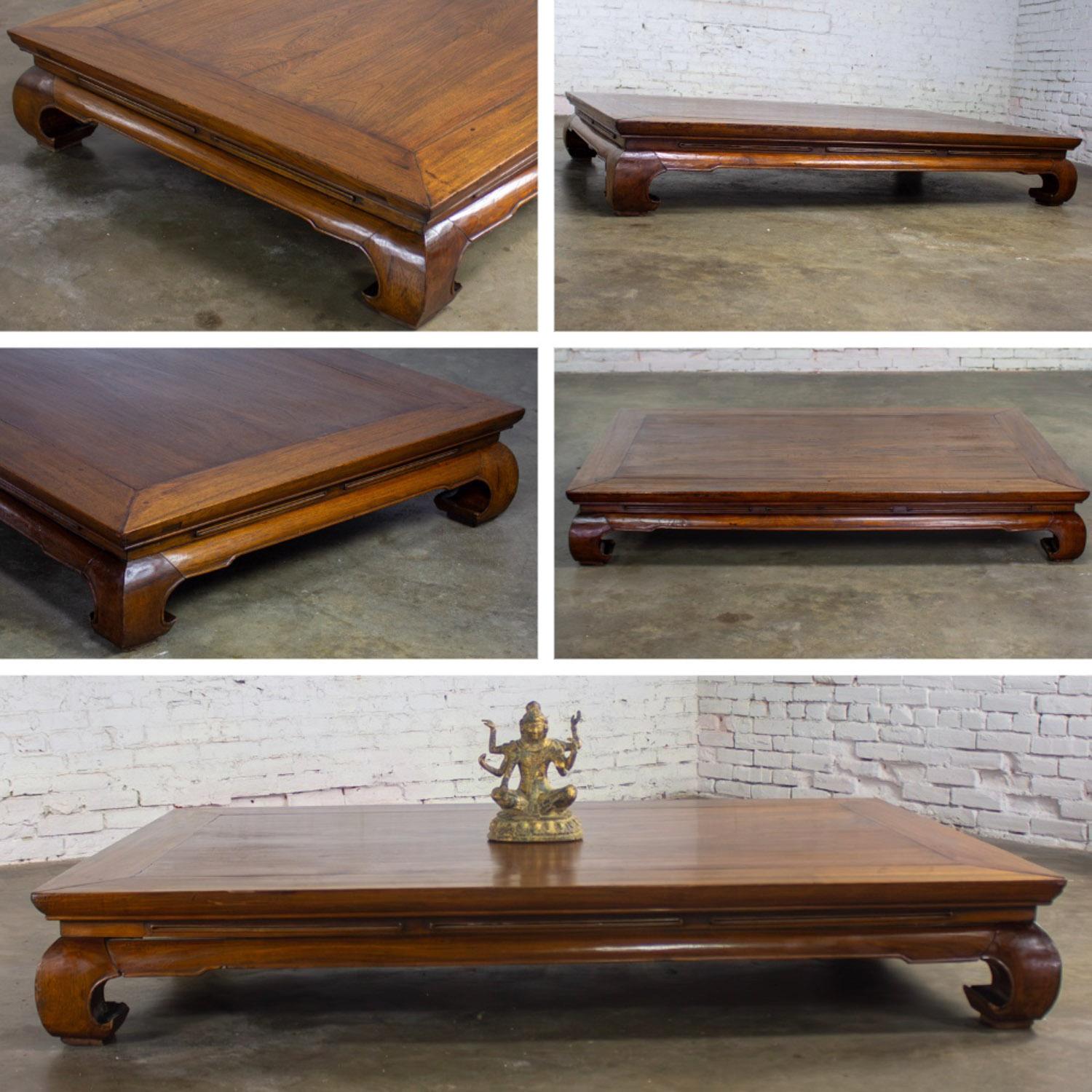Chinese Ming Style Waisted Opium Bed or Monumental Coffee Table w/Chow Legs For Sale 13
