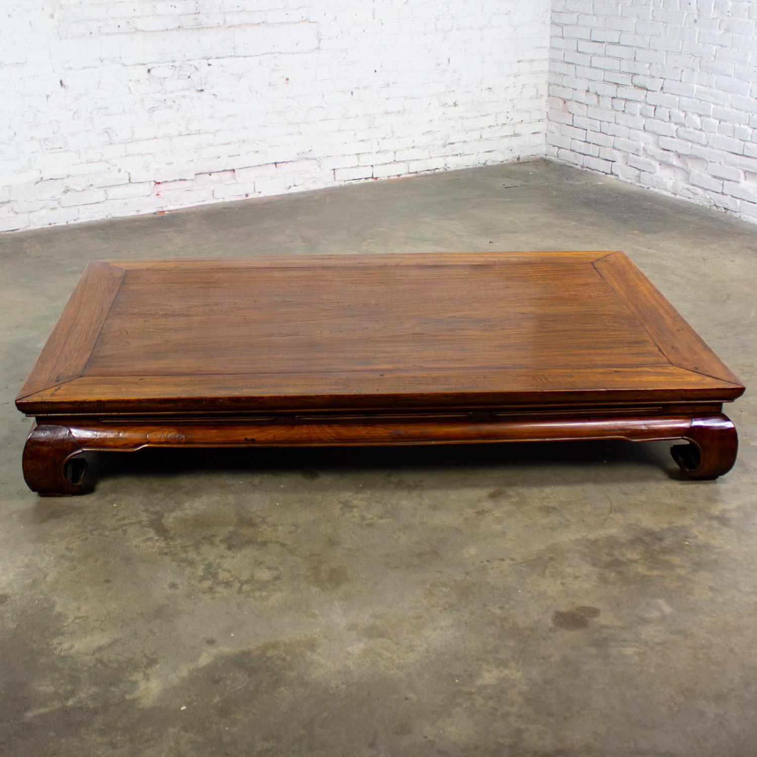 19th Century Chinese Ming Style Waisted Opium Bed or Monumental Coffee Table w/Chow Legs For Sale
