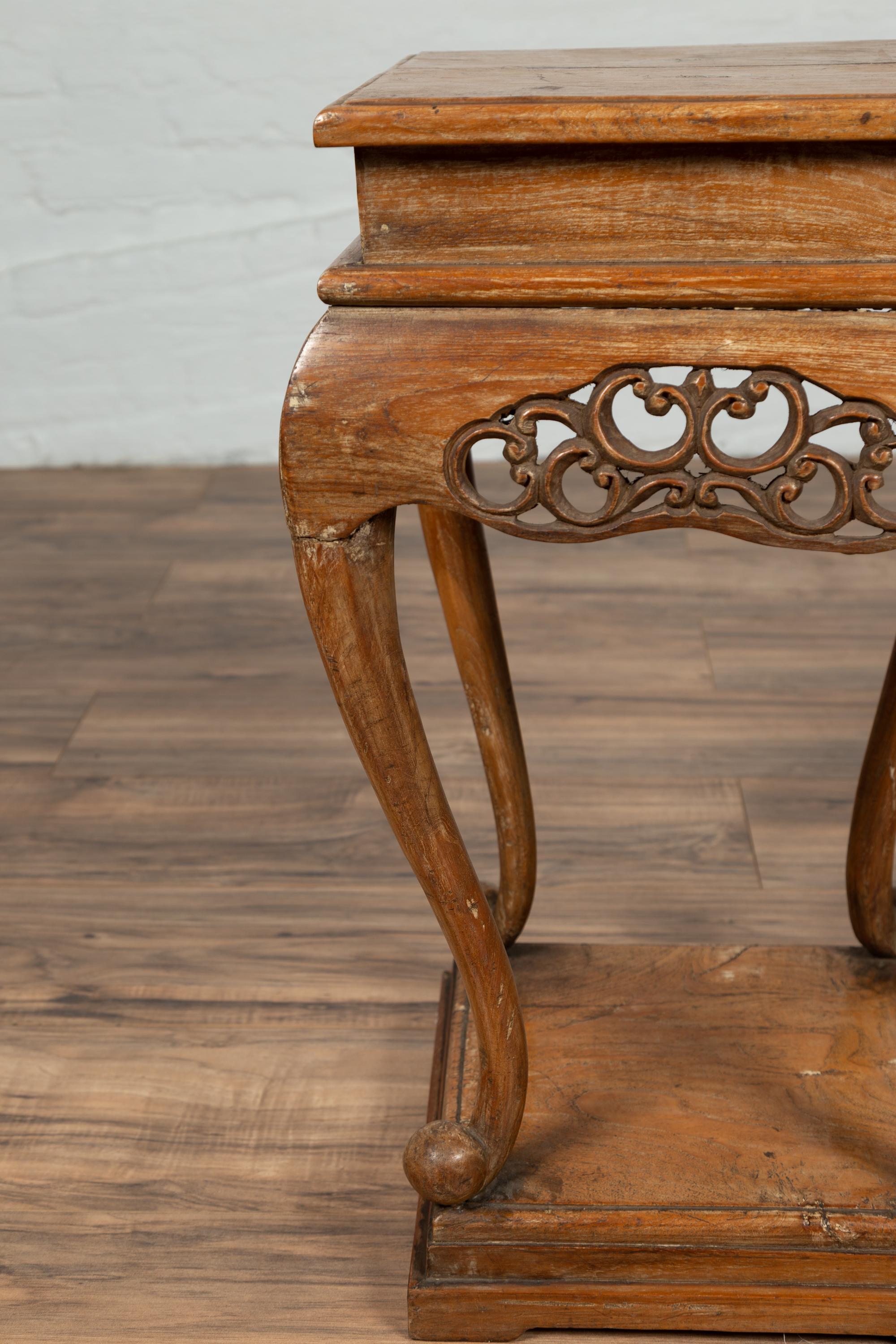 Chinese Ming Style Wooden Incense Stand with Cabriole Legs and Carved Apron For Sale 2