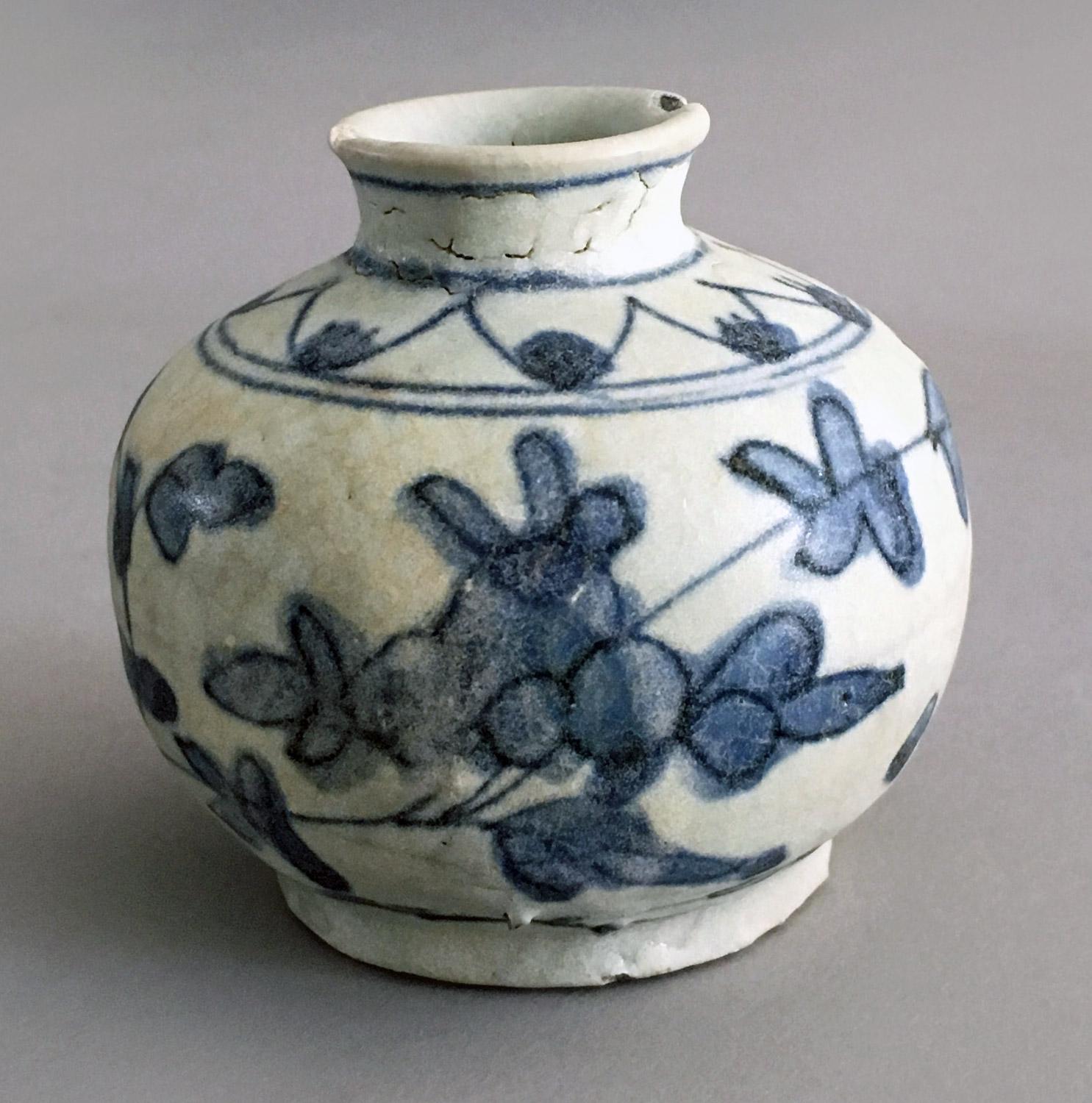 ceramics from shipwrecks blue and white