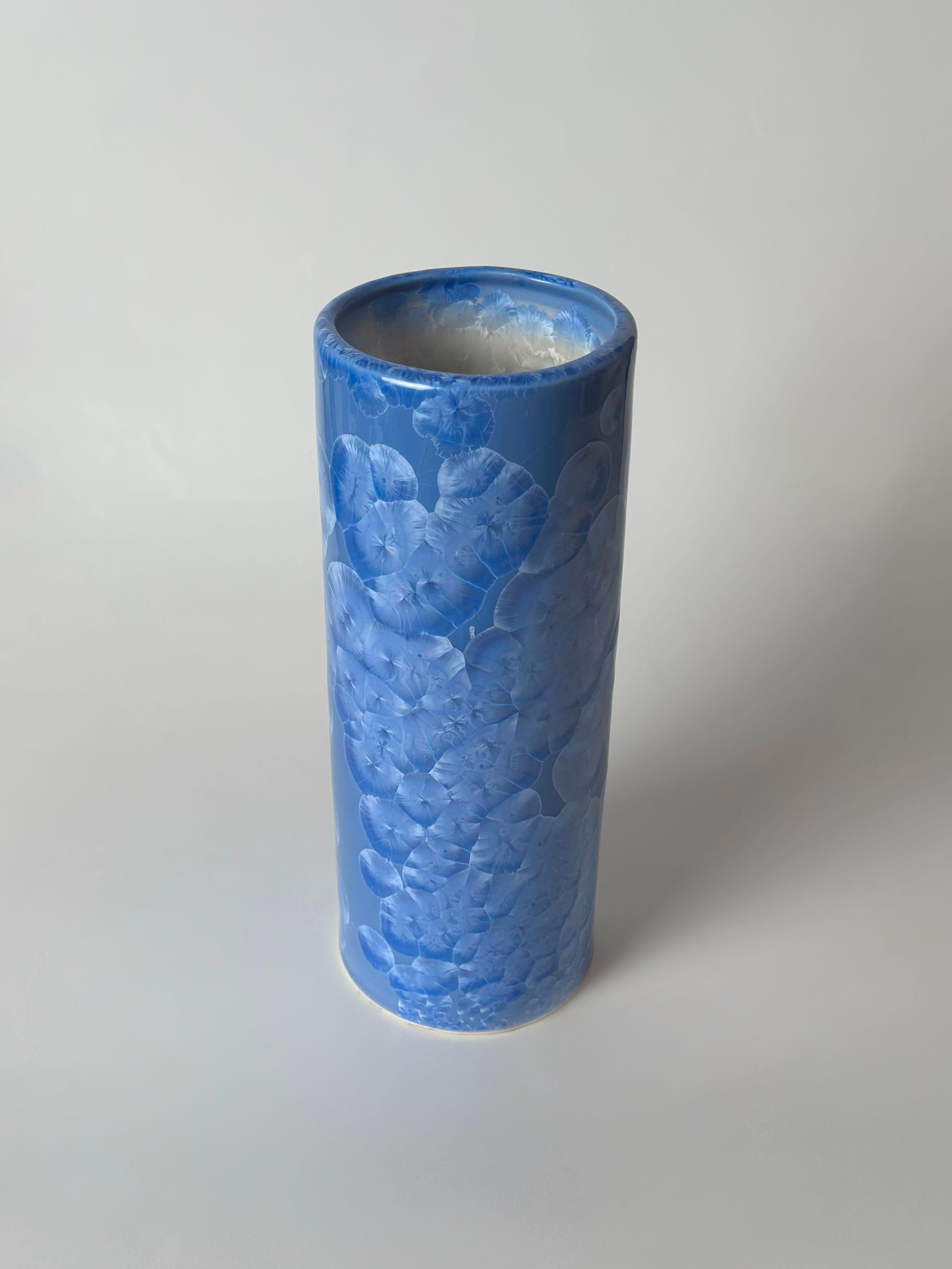 Qing Vase chinois monochrome bleu corail à glaçure cristalline, vers 1970 en vente